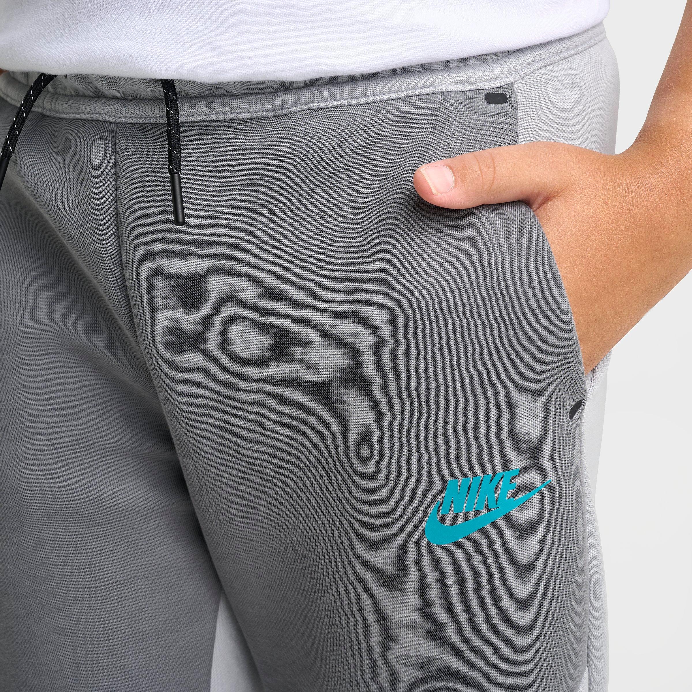 Big Kids' Nike Sportswear Tech Fleece Reflective Jogger Pants