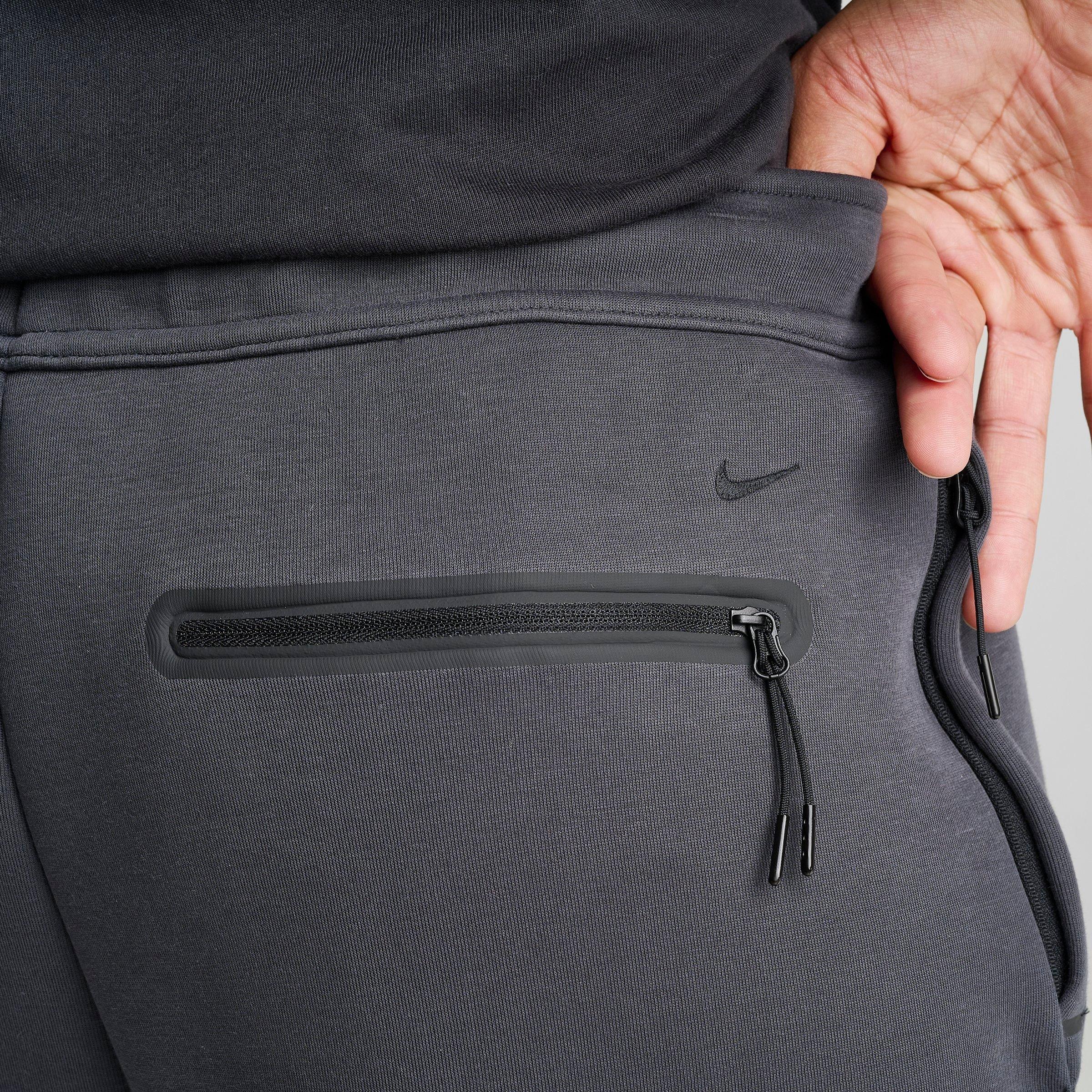 Men's Nike Tech Fleece Loose-Fit Open Hem Pants