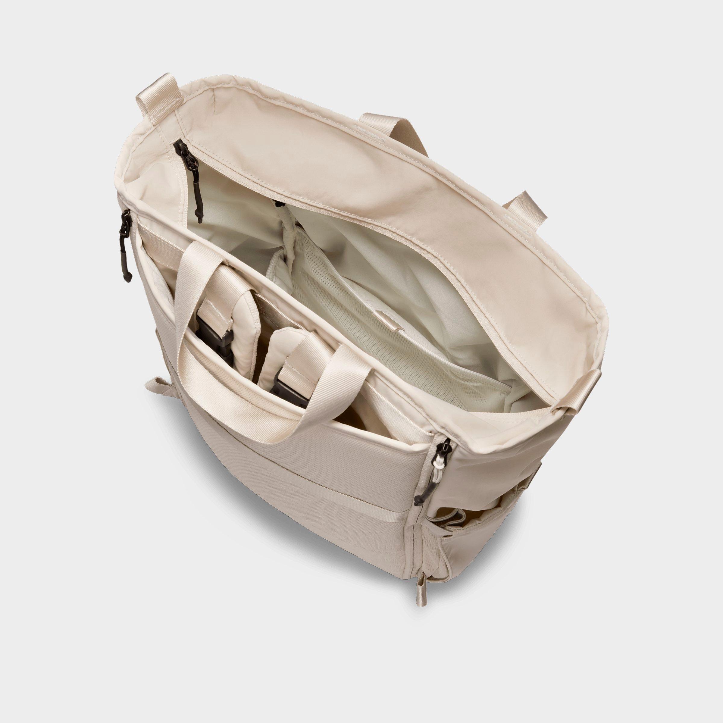 Nike Medium Convertible Diaper Bag 2.0 (25L)