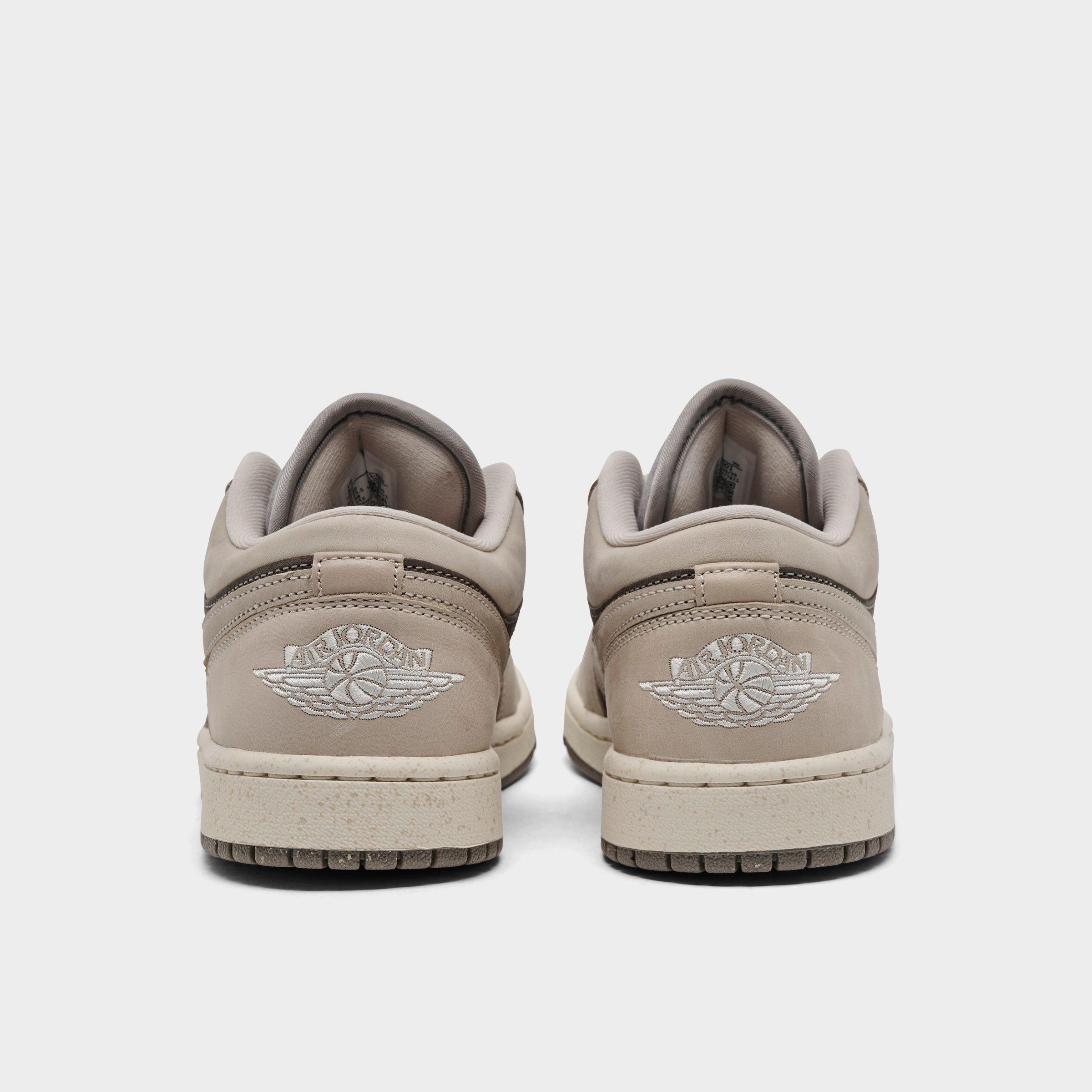 Women's Air Jordan 1 Low SE Casual Shoes