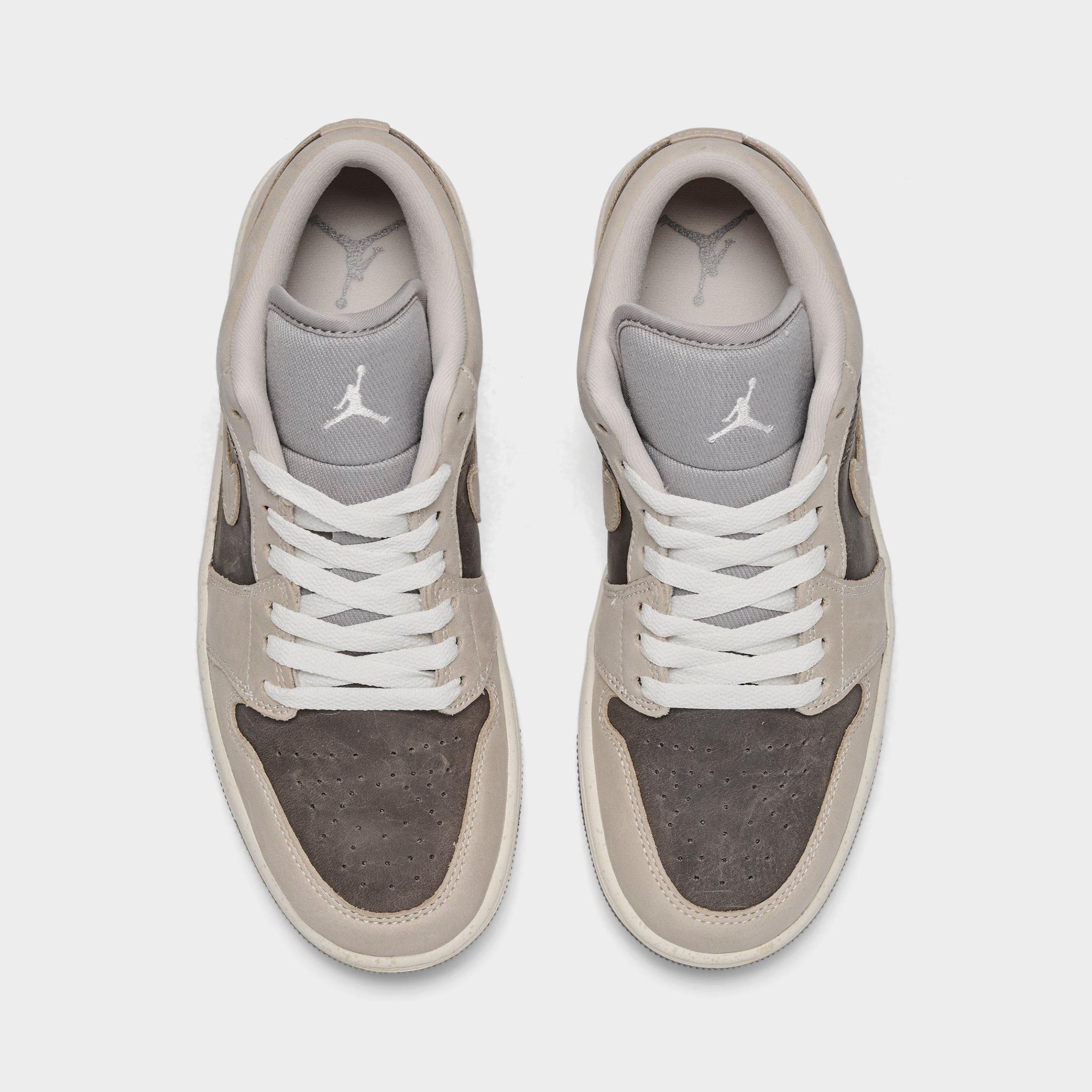 Women's Air Jordan 1 Low SE Casual Shoes