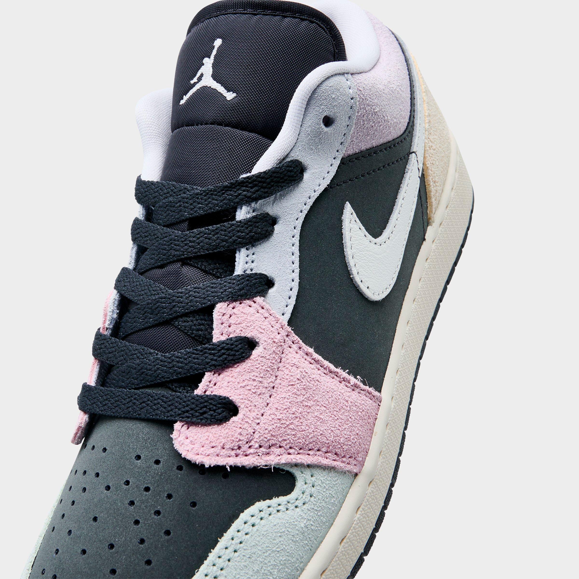 Big Kids' Air Jordan Retro 1 Low Casual Shoes