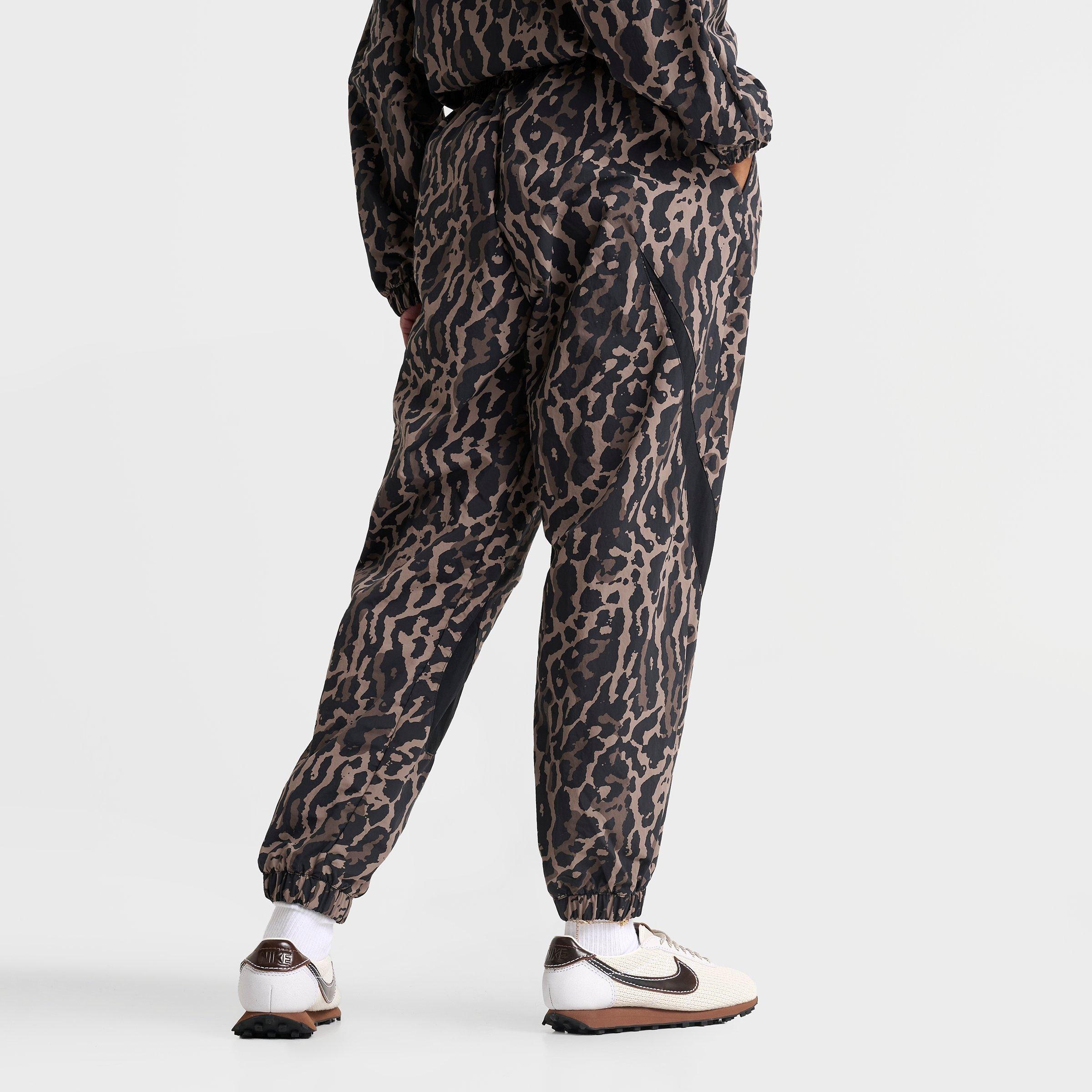 Women's Nike Sportswear Woven Printed Jogger Pants