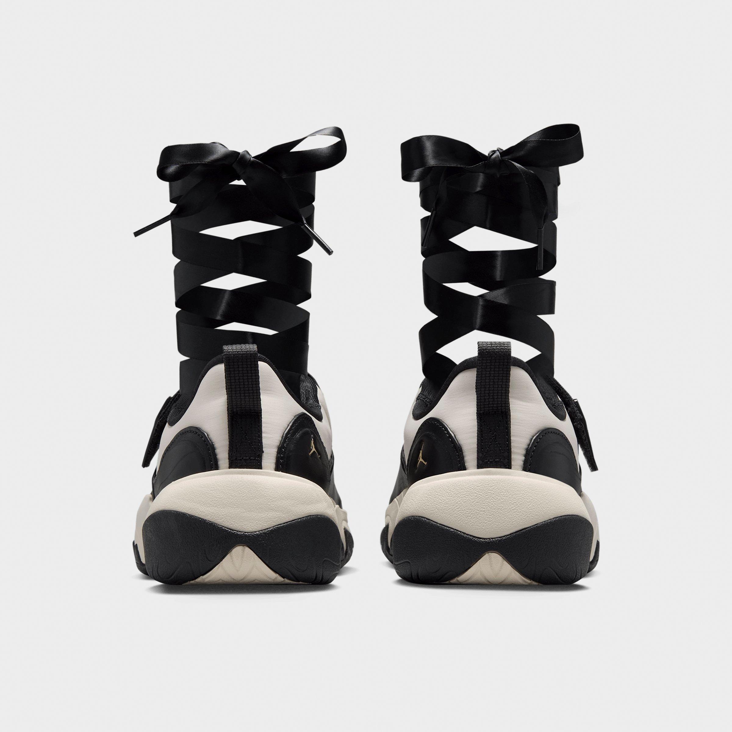 Women's Jordan Pointe Casual Shoes