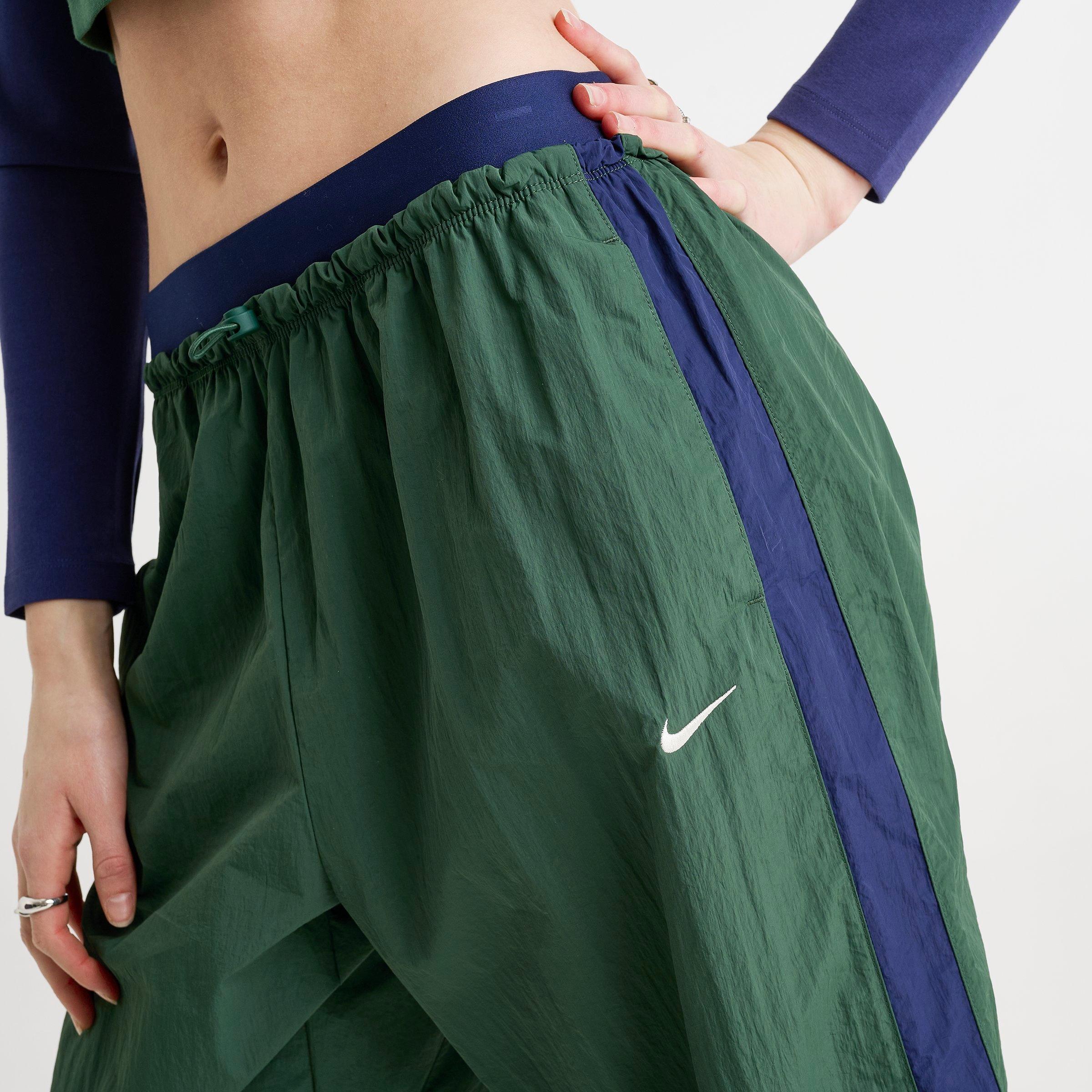Women's Nike Sportswear Loose High-Waisted Street Parachute Pants