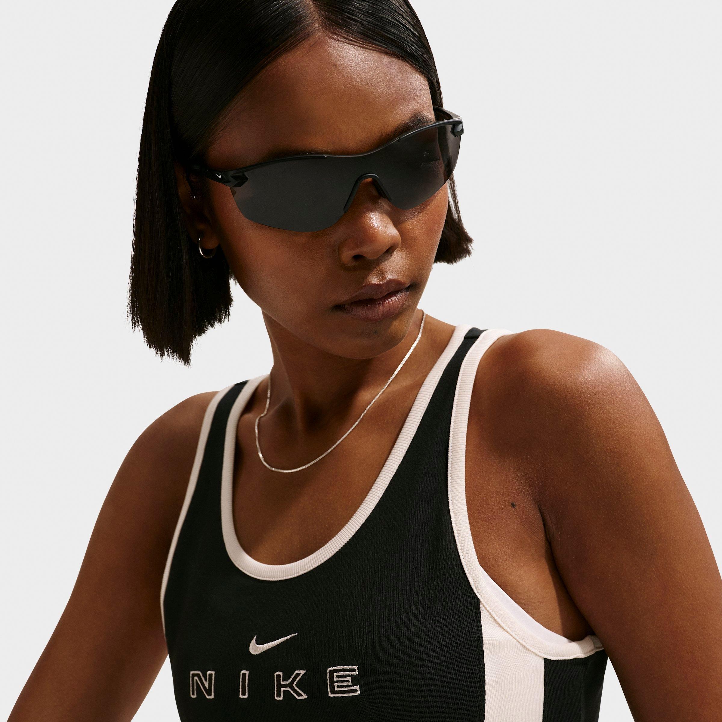 Women's Nike Sportswear Tight Graphic Tank Top