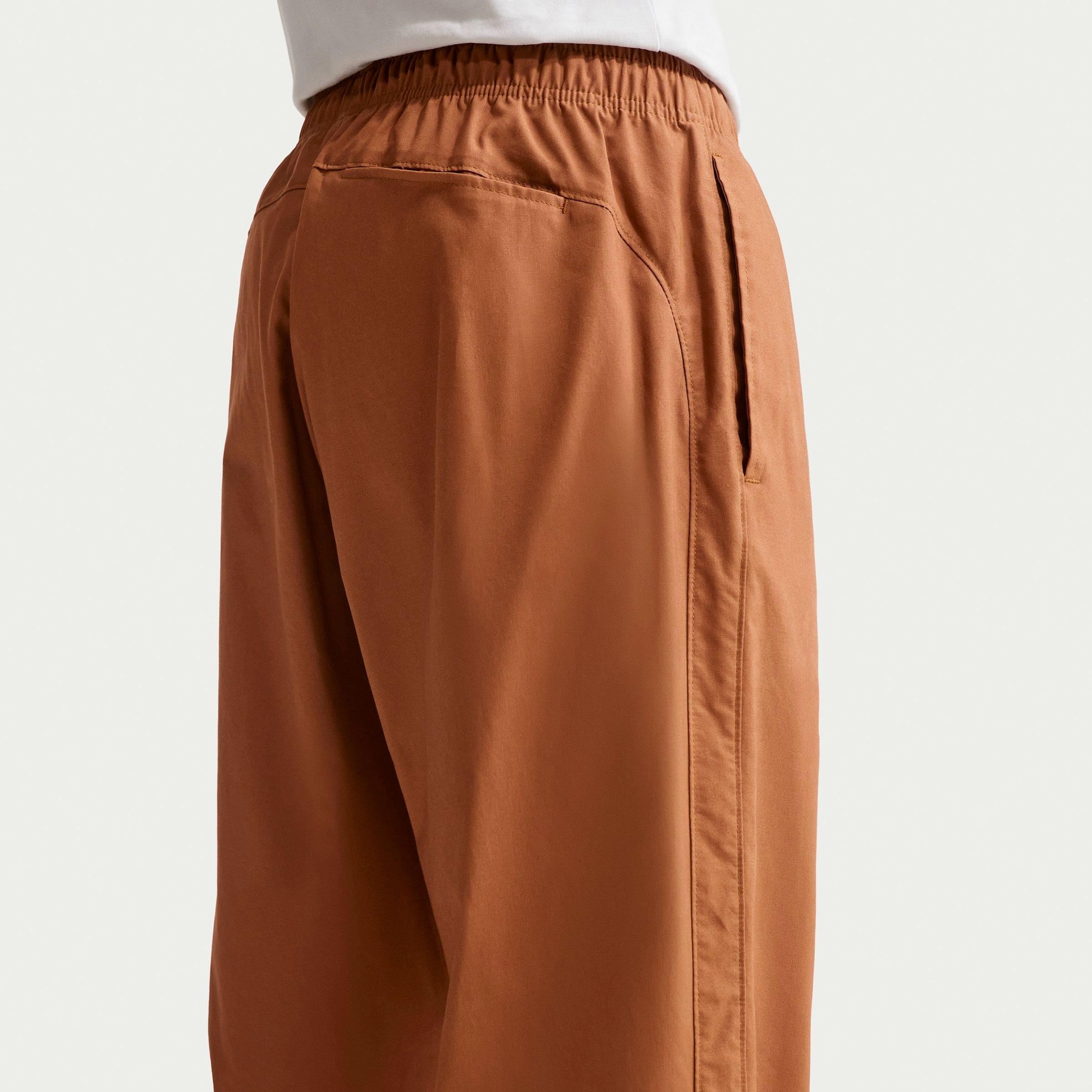 Men's Nike Sportswear Club Barcelona Woven Pants