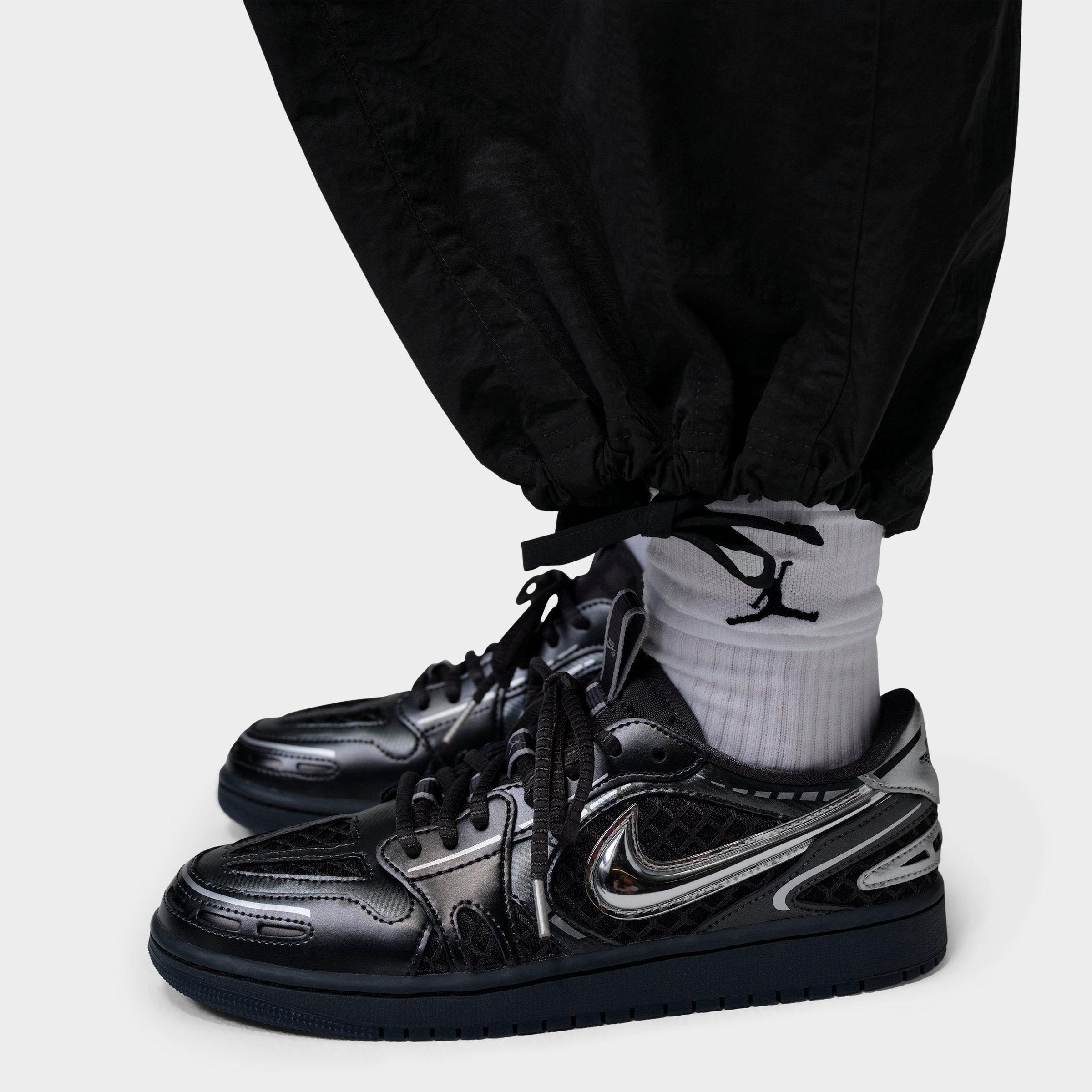 Women's Jordan Flight Chicago Parachute Pants