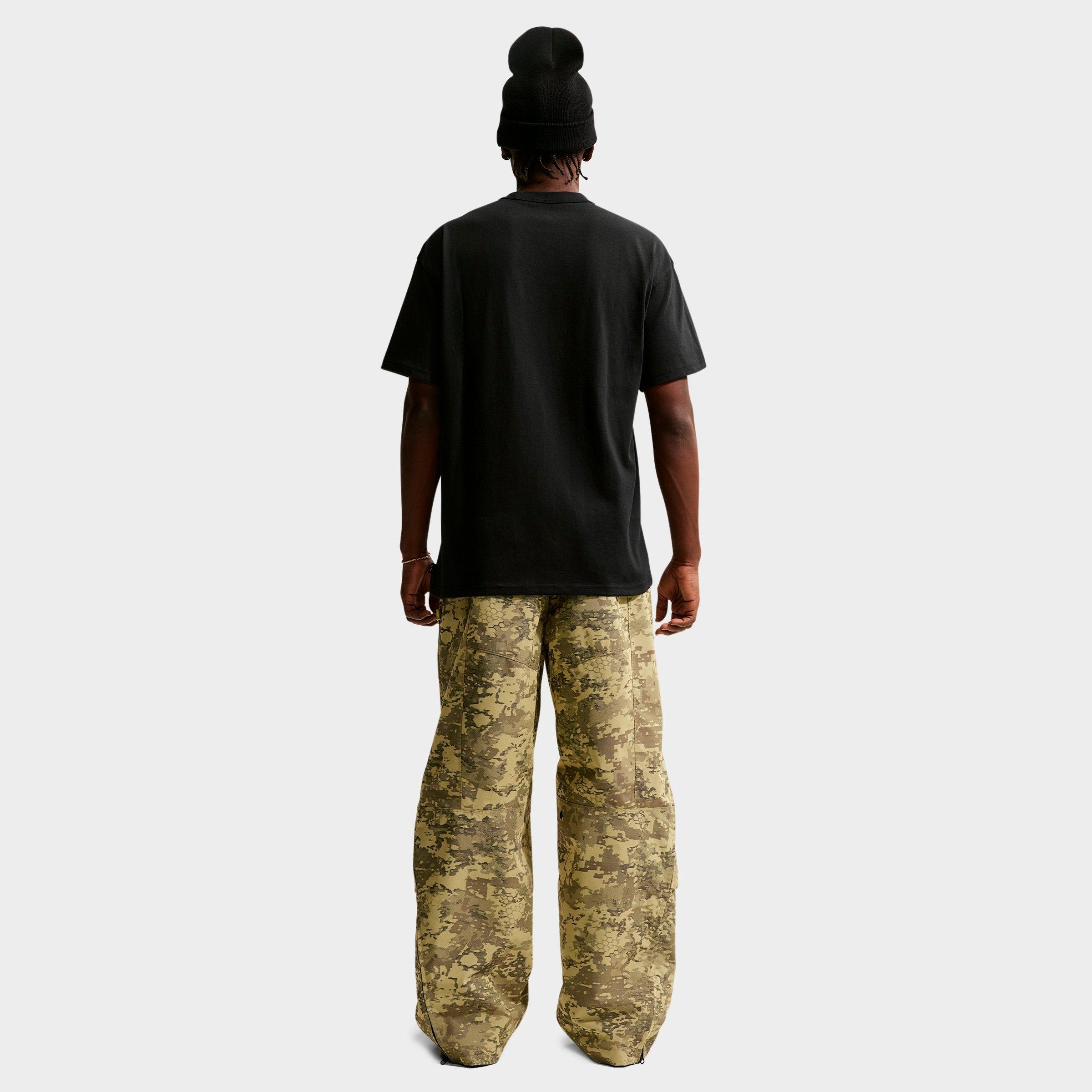 Men's Nike Sportswear Premium Essentials Futura Pocket T-Shirt