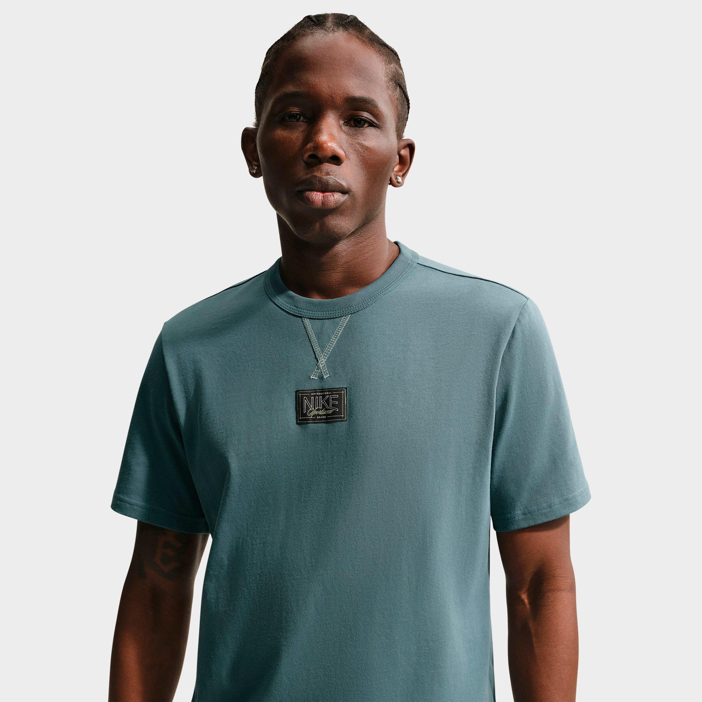Men's Nike Sportswear Tailored Premium Patch T-Shirt