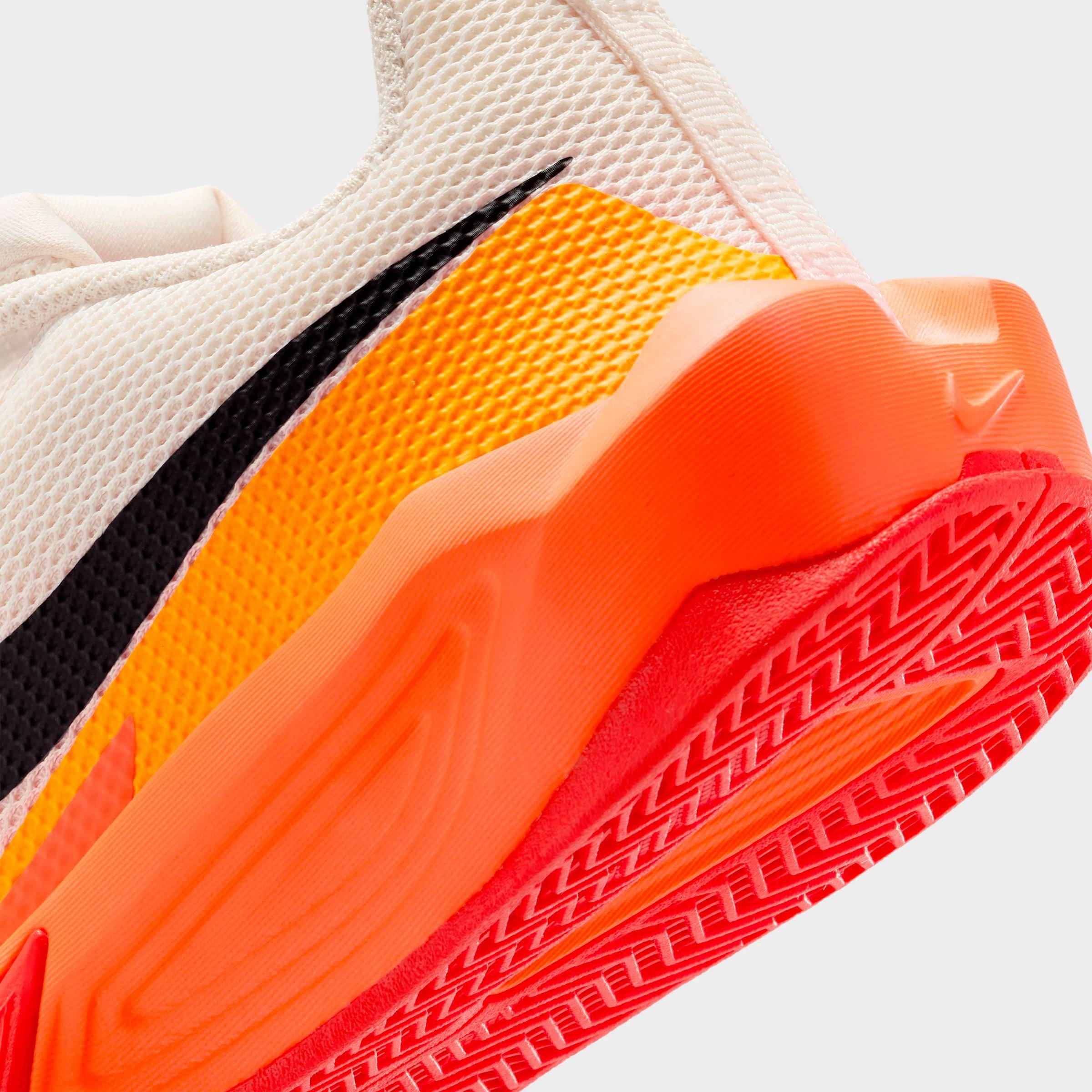 Big Kids' Nike S.T. Dynamite Basketball Shoes
