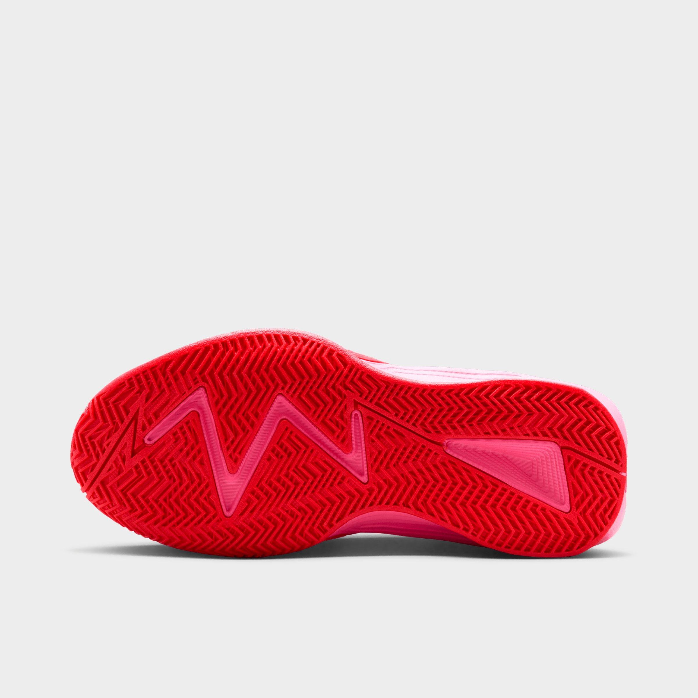 Big Kids' Nike S.T. Dynamite Basketball Shoes