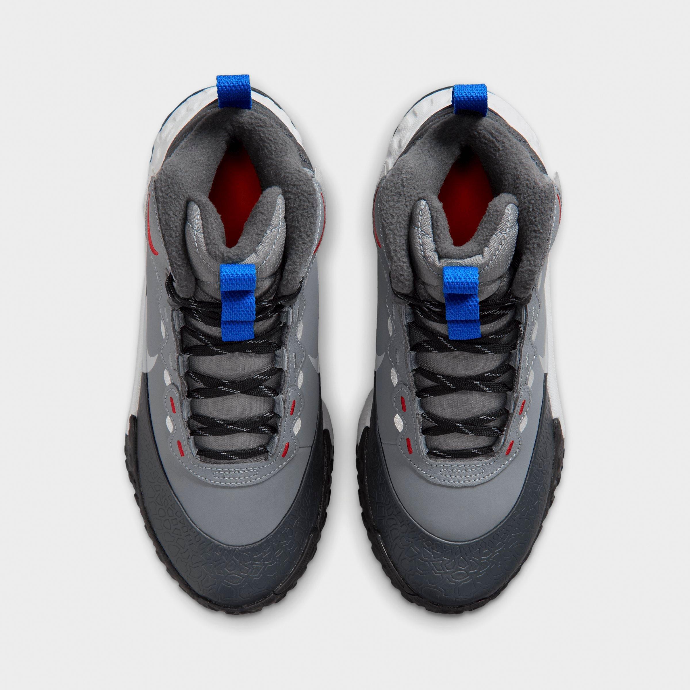 Big Kids' Nike Terrascout Boots