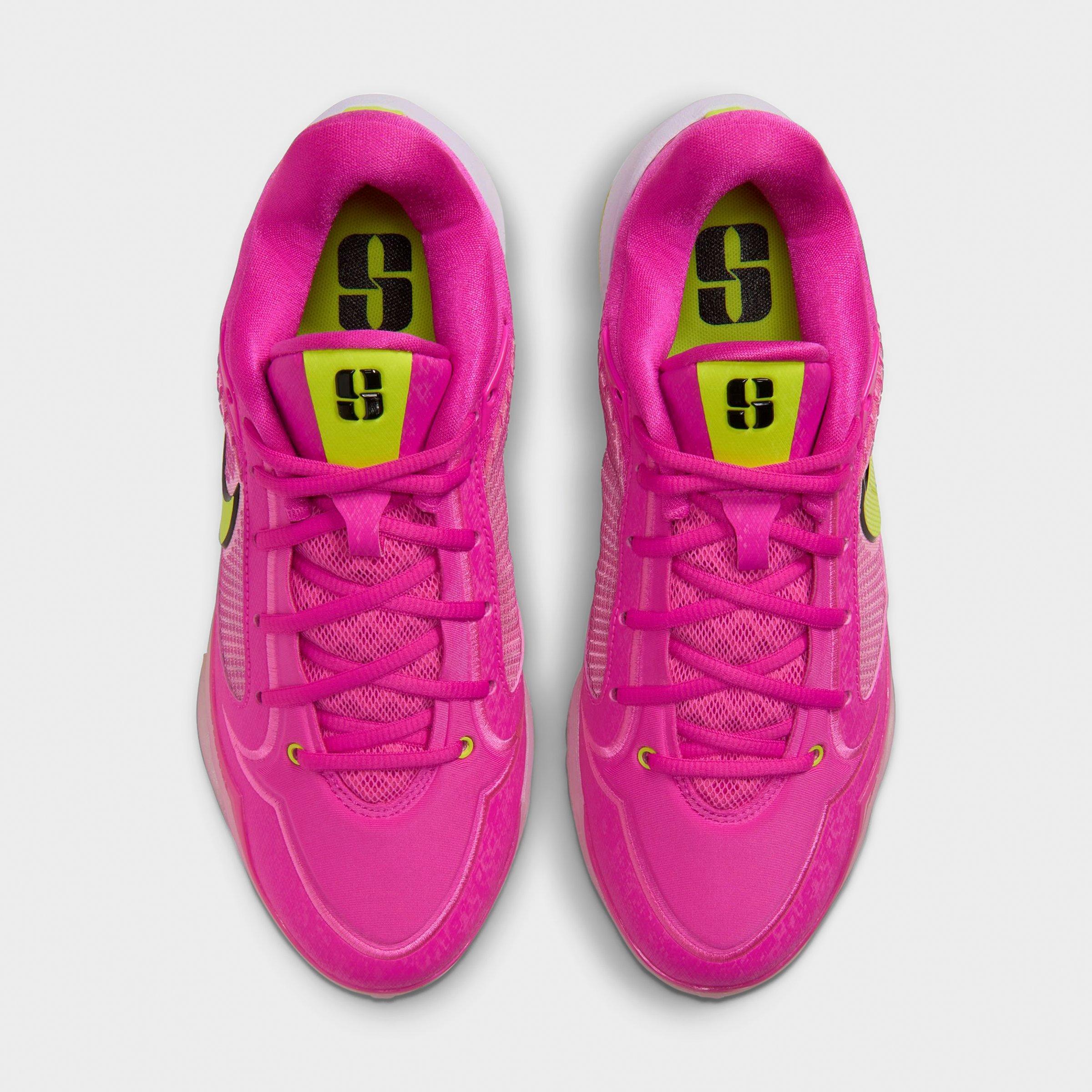 Women's Nike Sabrina 4 Basketball Shoes
