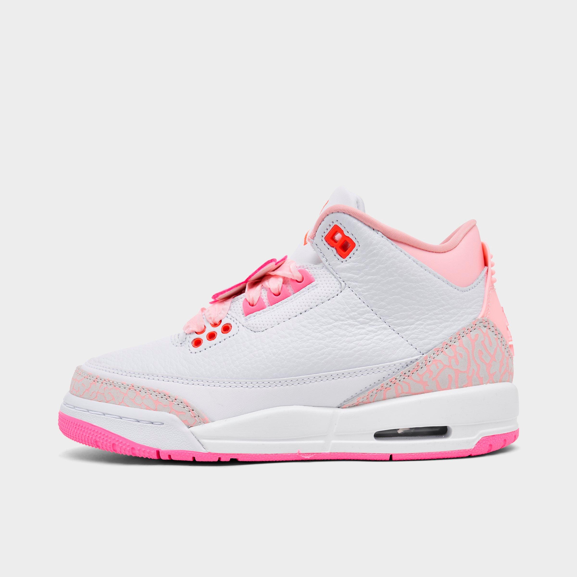 Girls' Big Kids' Air Jordan Retro 3 Basketball Shoes