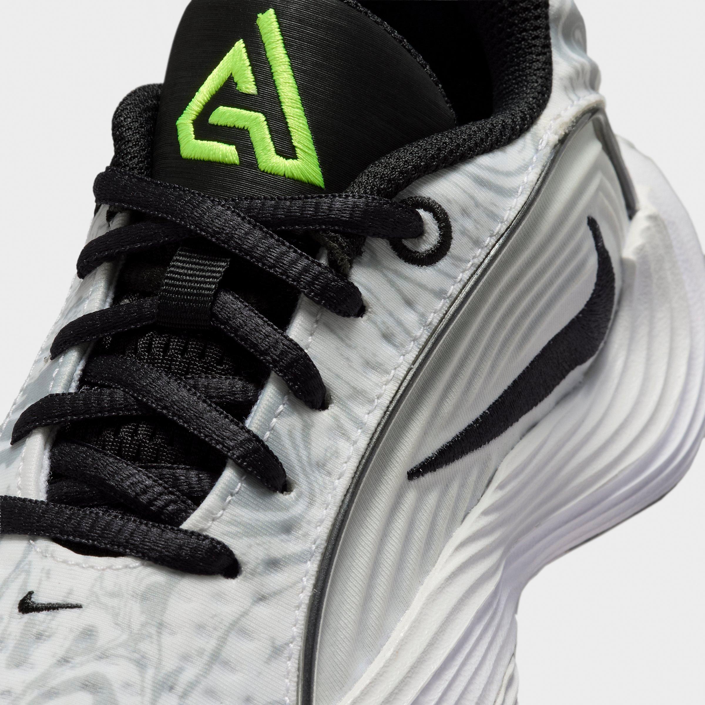 Little Kids' Nike Giannis Immortality 5 Basketball Shoes