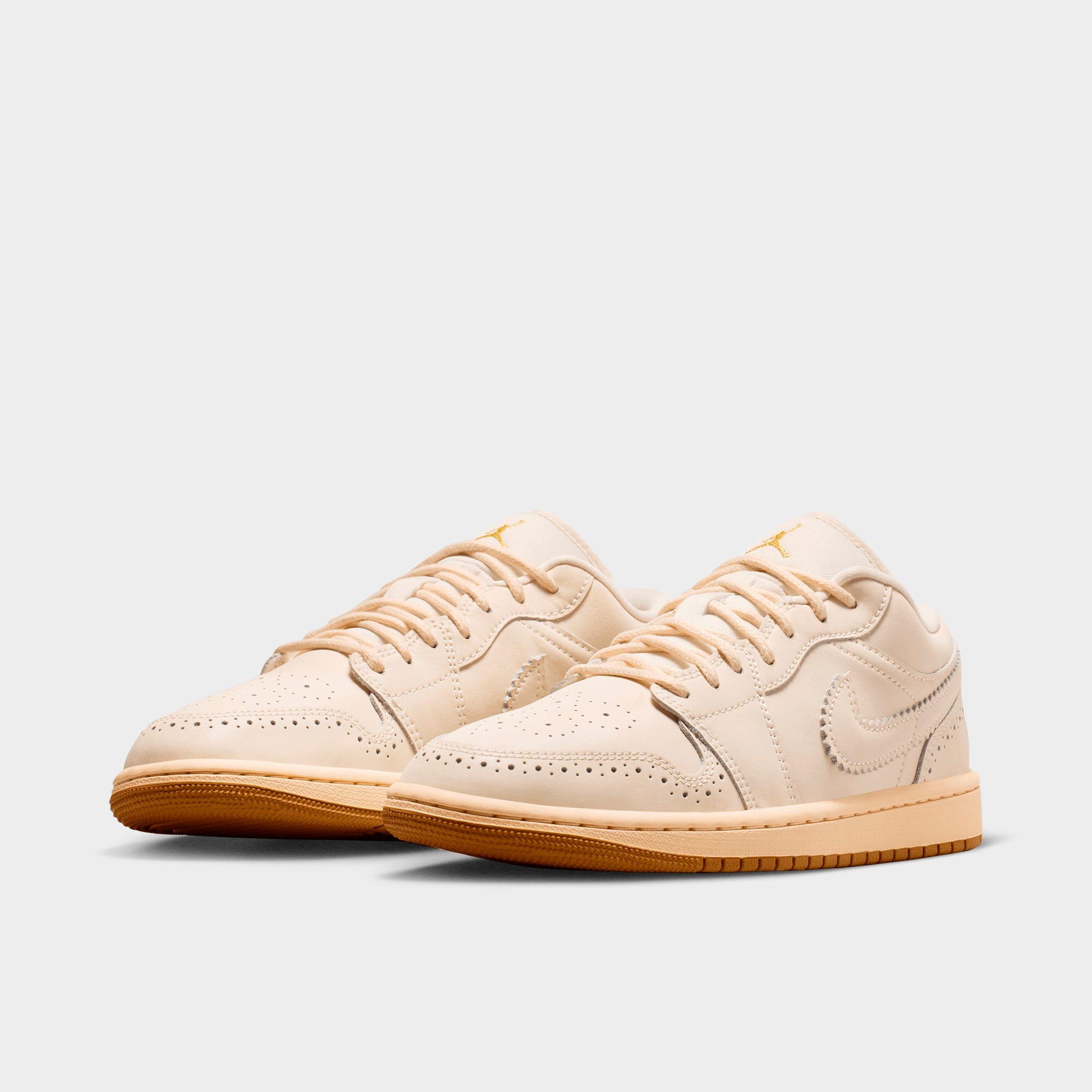 Women's Air Jordan 1 Low SE Casual Shoes