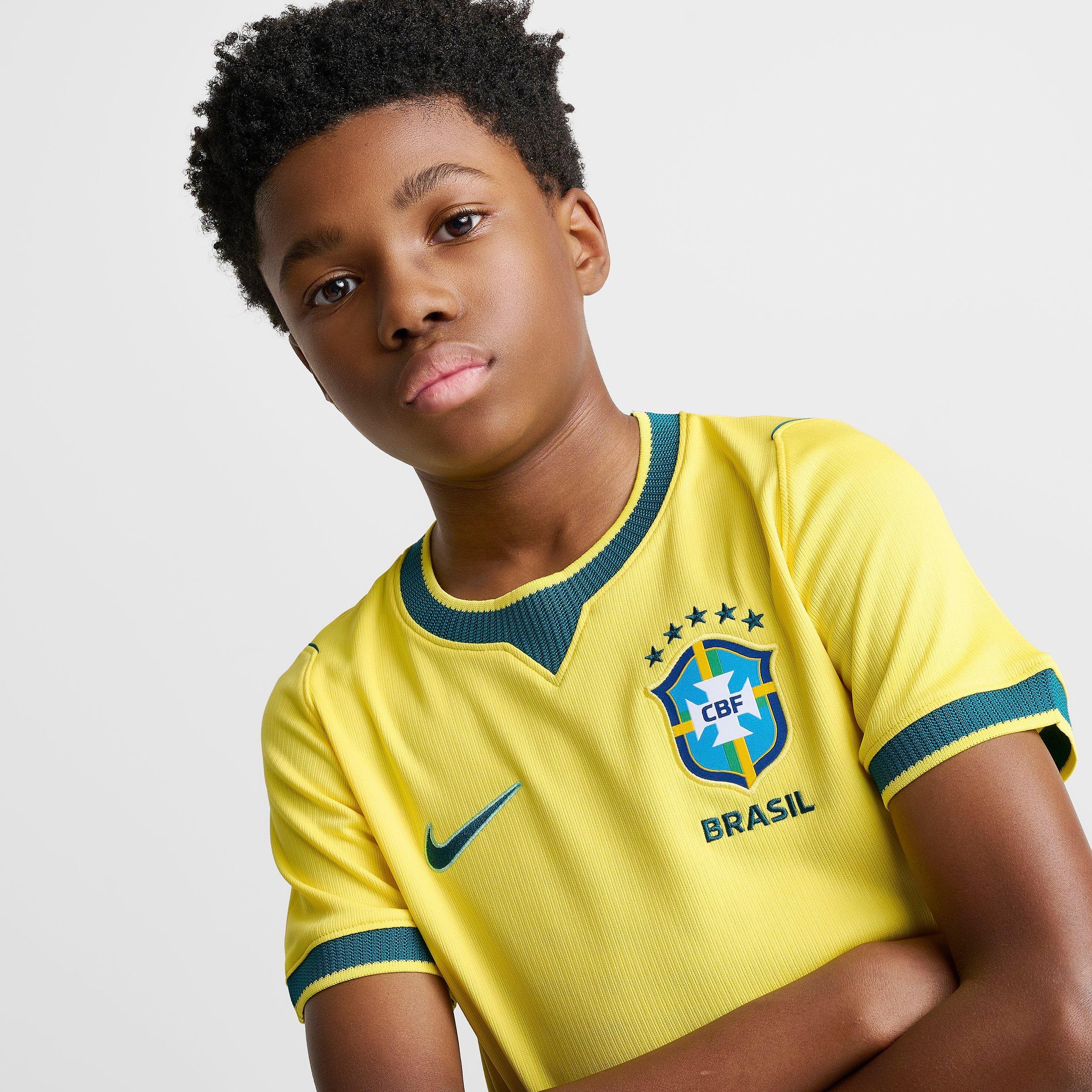 Big Kids' Nike Brazil 26 Stadium Home Dri-FIT Replica Soccer Jersey