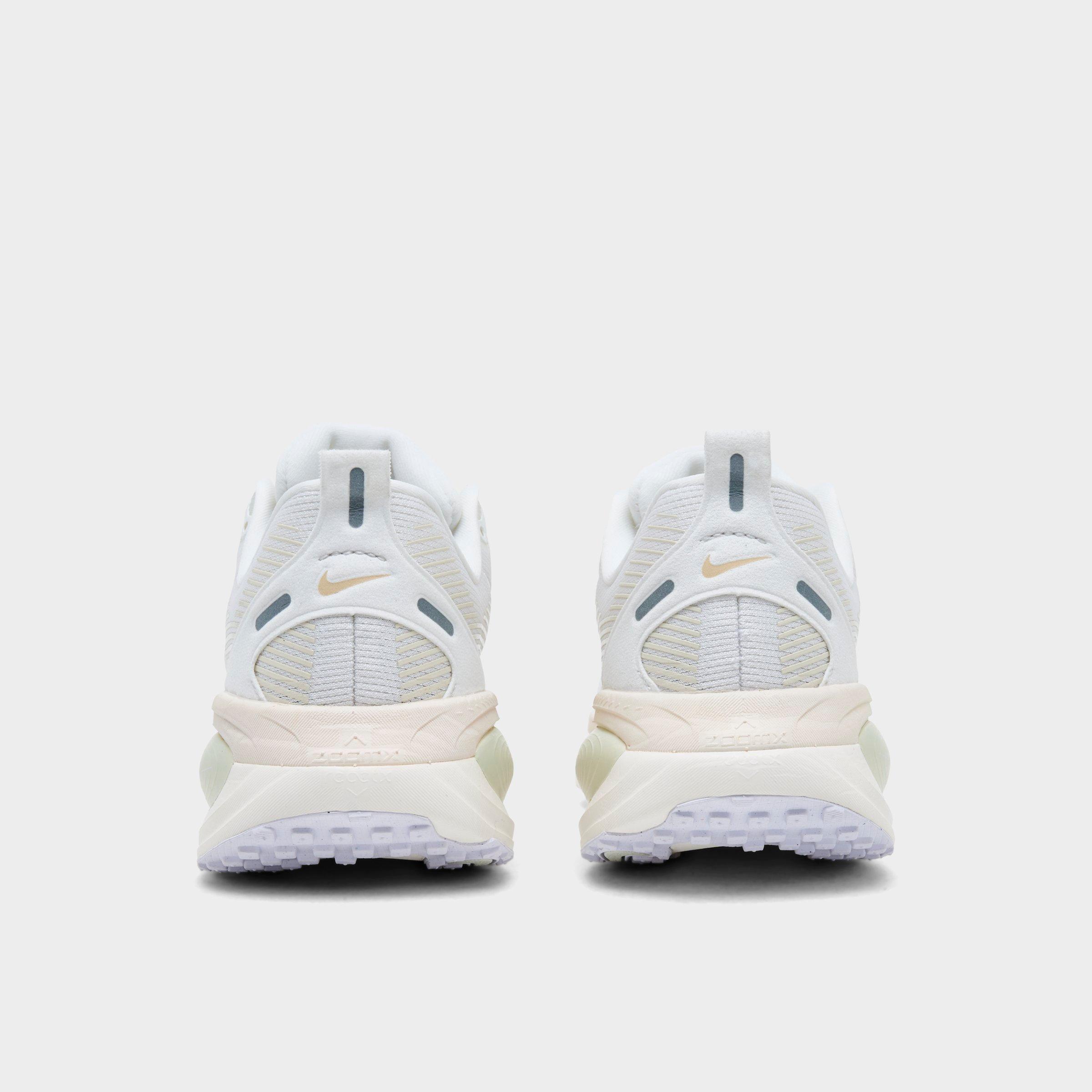 Women's Nike Vomero 18 Running Shoes