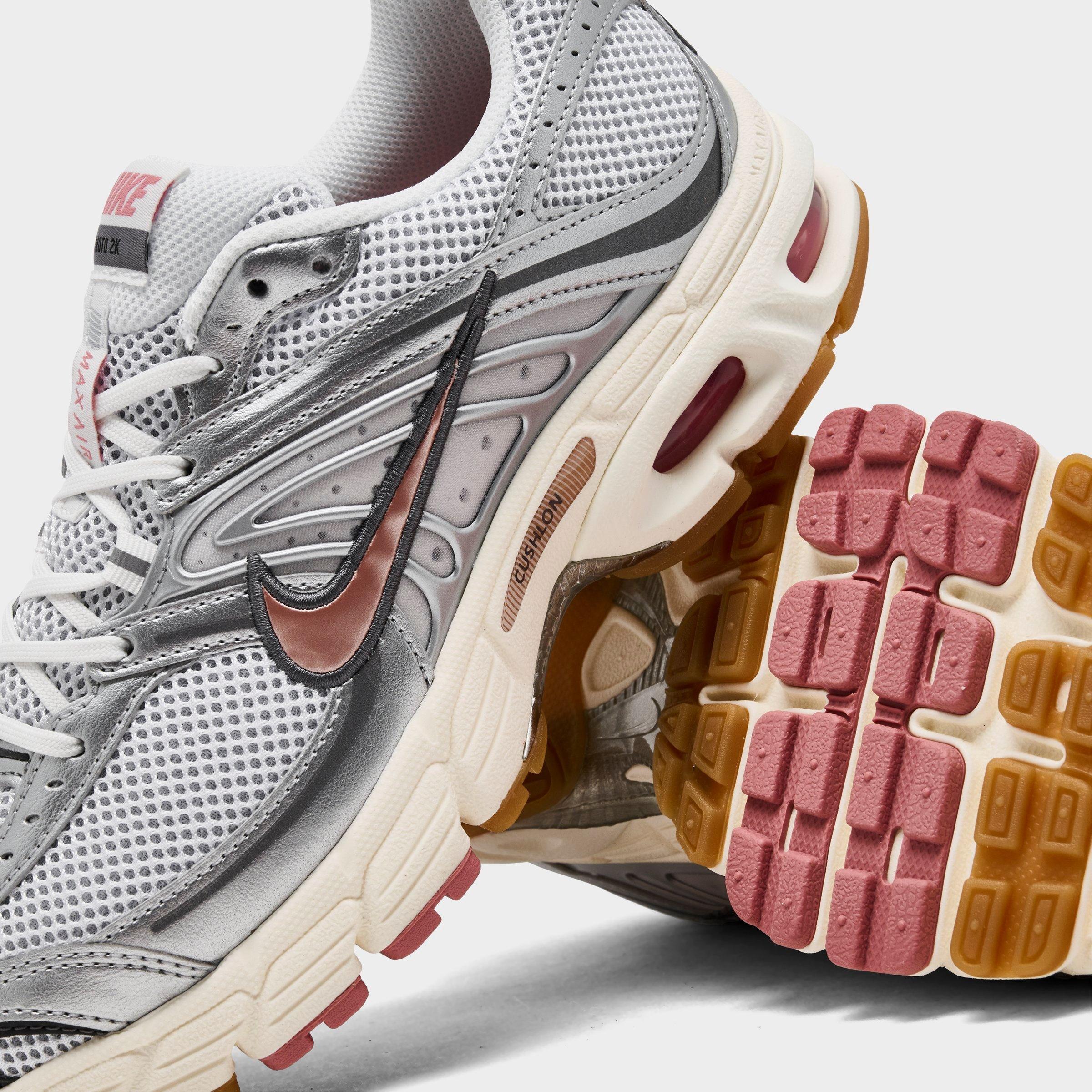 Women's Nike Air Max Moto 2K Casual Shoes