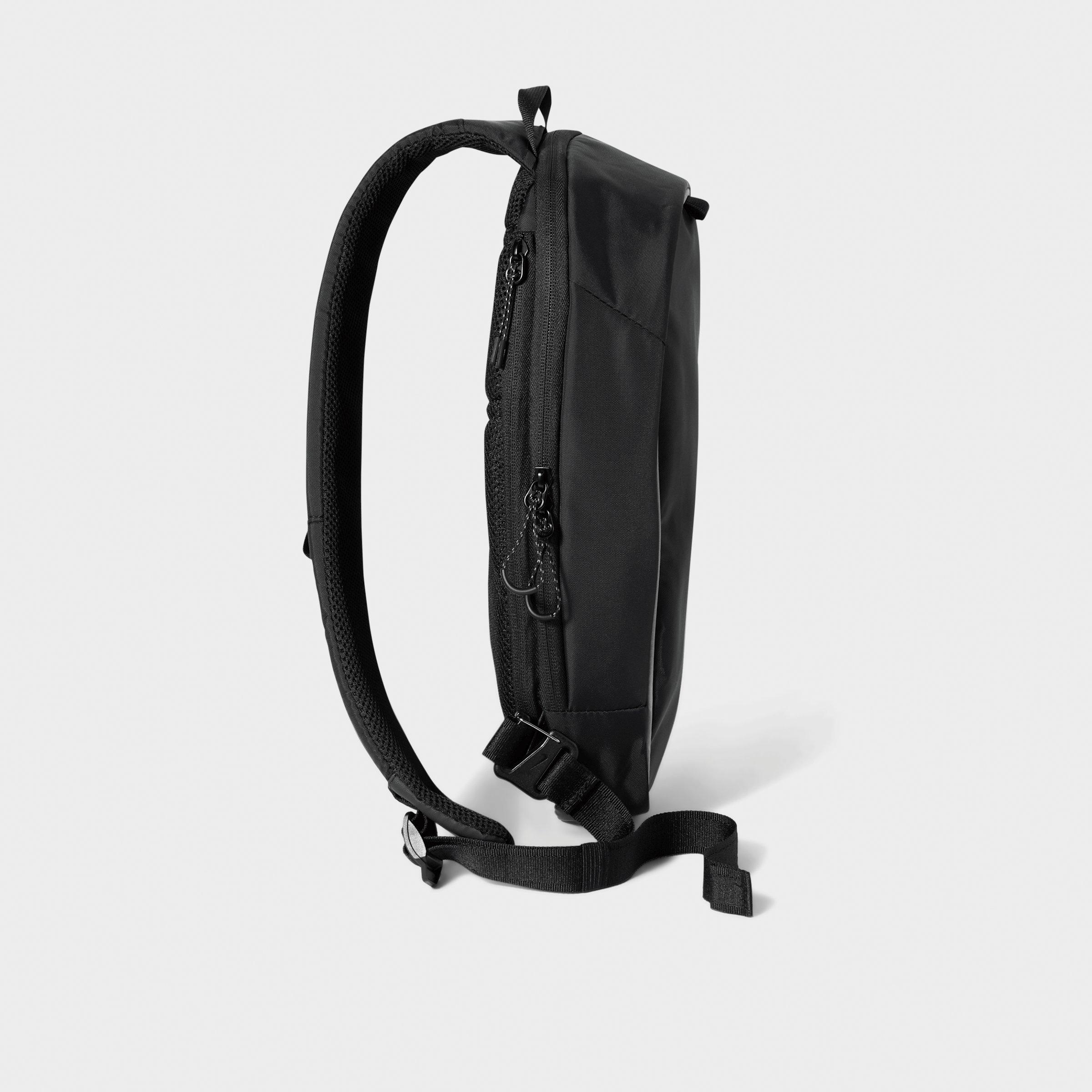 Nike Commute Sling Bag (8L)