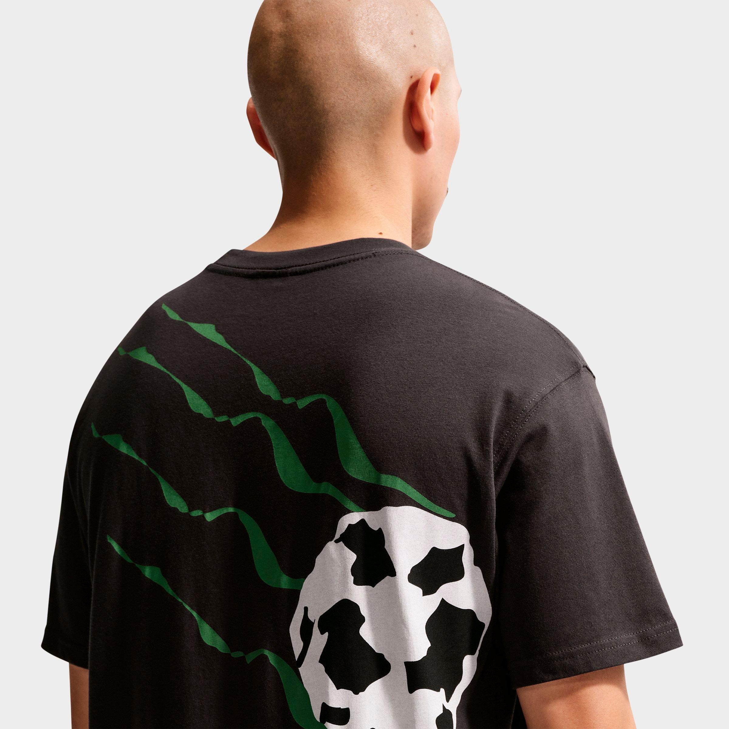 Men's Nike Sportswear Soccer DNA Retro Graphic T-Shirt