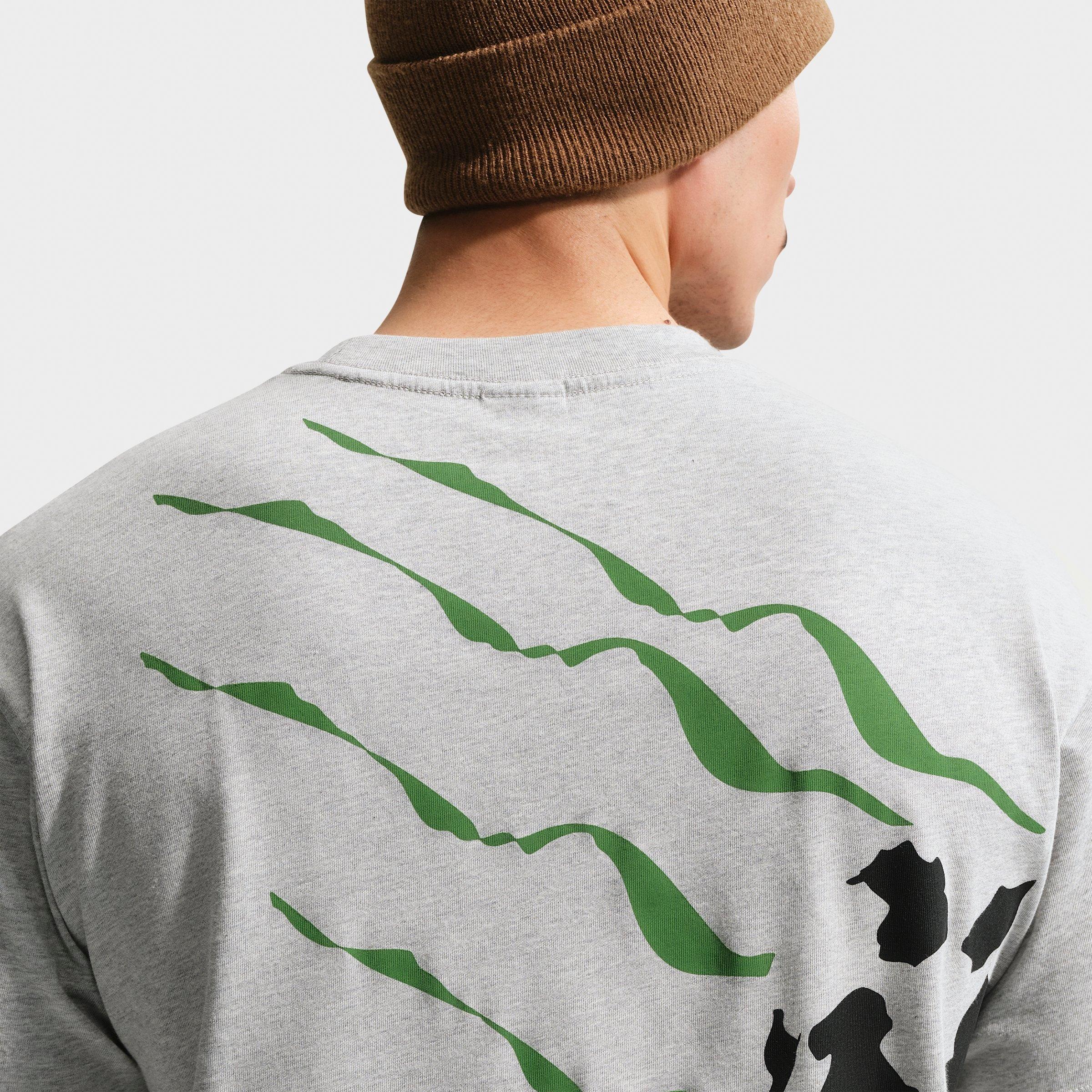 Men's Nike Sportswear Soccer DNA Retro Graphic T-Shirt