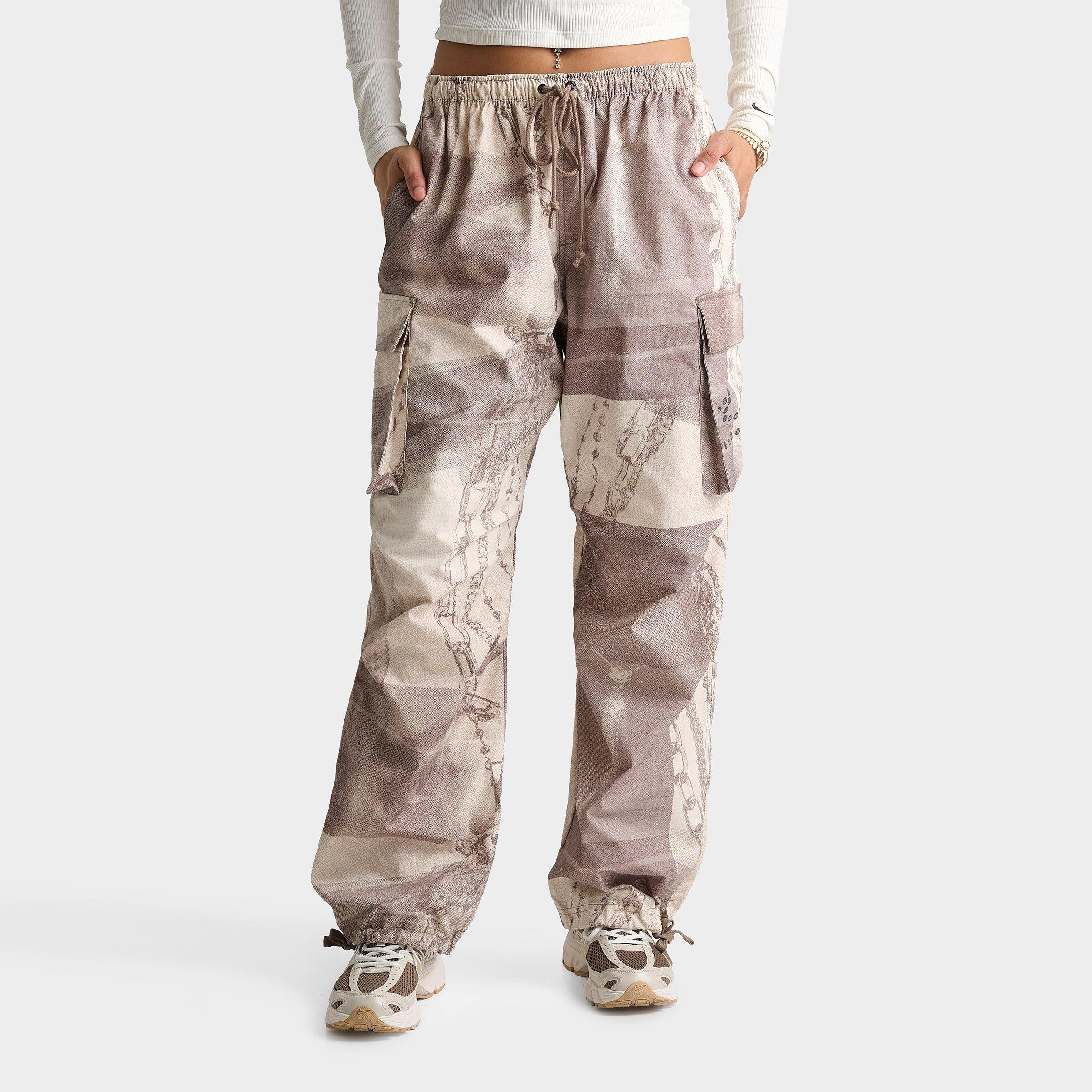 Women's Nike Sportswear Dysto Mid-Rise Oversized Cargo Pants
