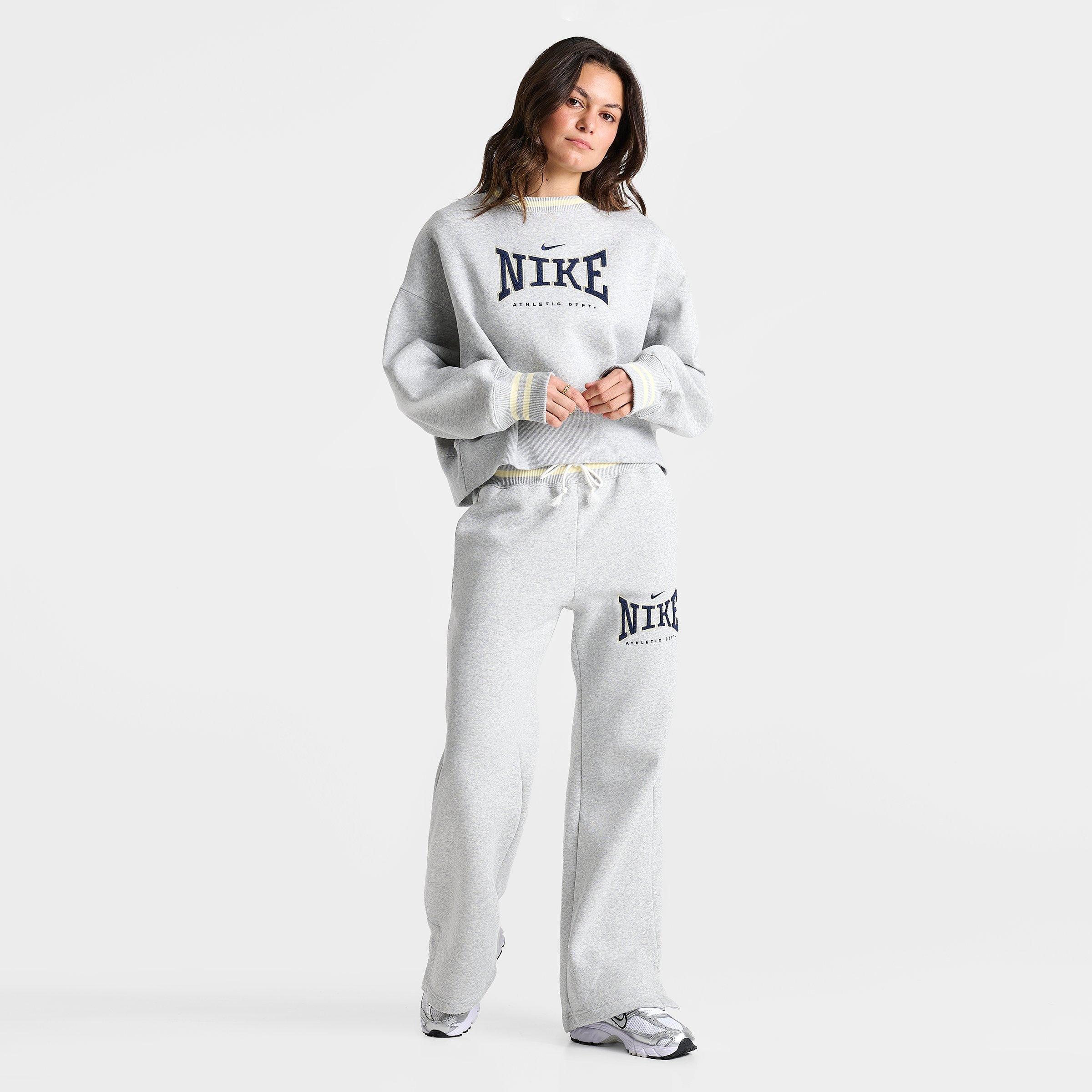 Women's Nike Phoenix Oversized Crewneck Sweatshirt