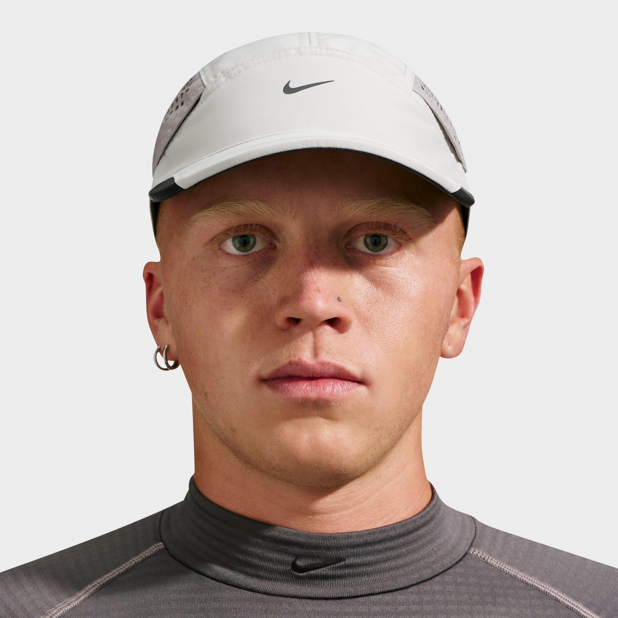 Nike Fly Unstructured Tech Bungee Closure Hat