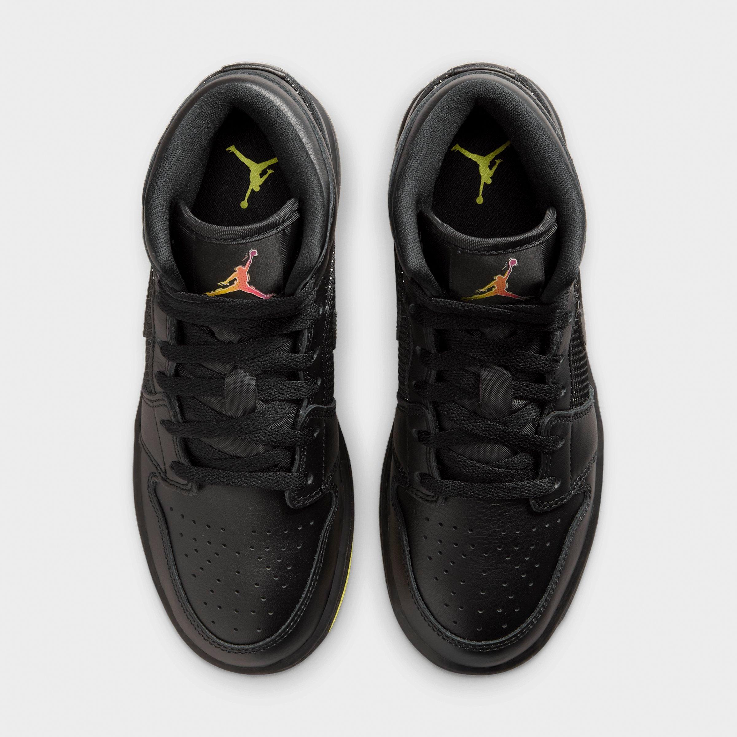 Big Kids' Air Jordan Retro 1 Mid SE Casual Shoes