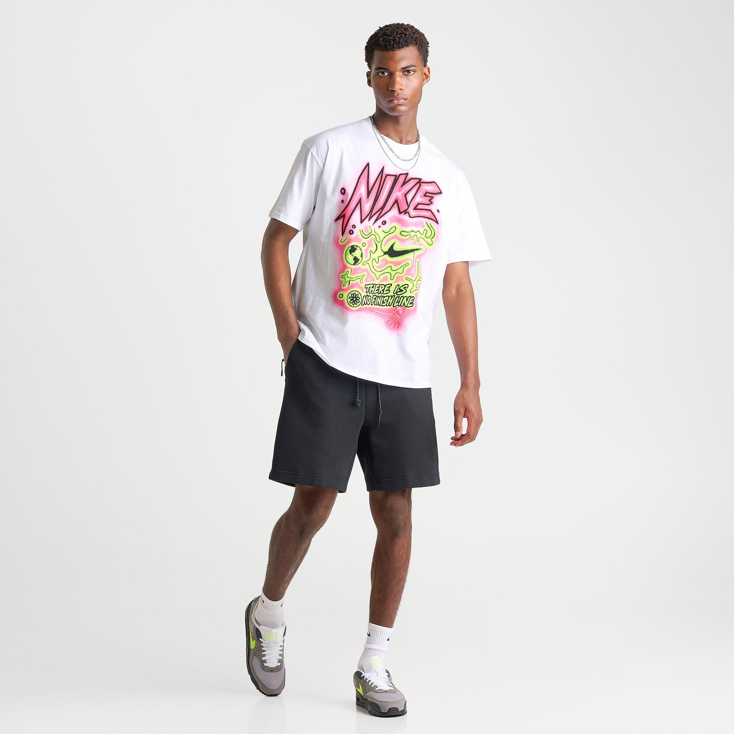 Men's Nike Sportswear No Finish Line Airbrush Graphic T-Shirt