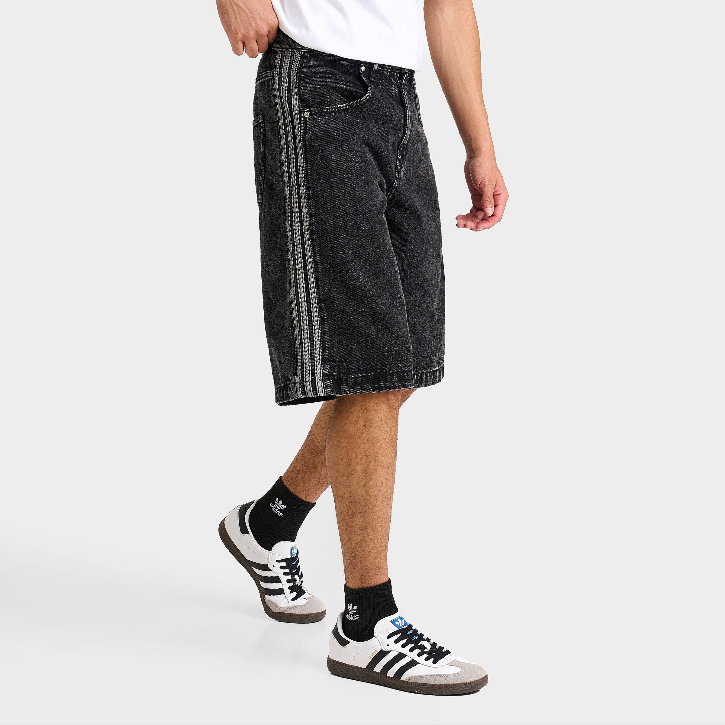 ショートパンツ ADIDAS ADICOLOR DENIM FIREBIRD SHORTS 5FT1107 adidas Adicolor Denim Firebird Shorts - Blue | Free Shipping