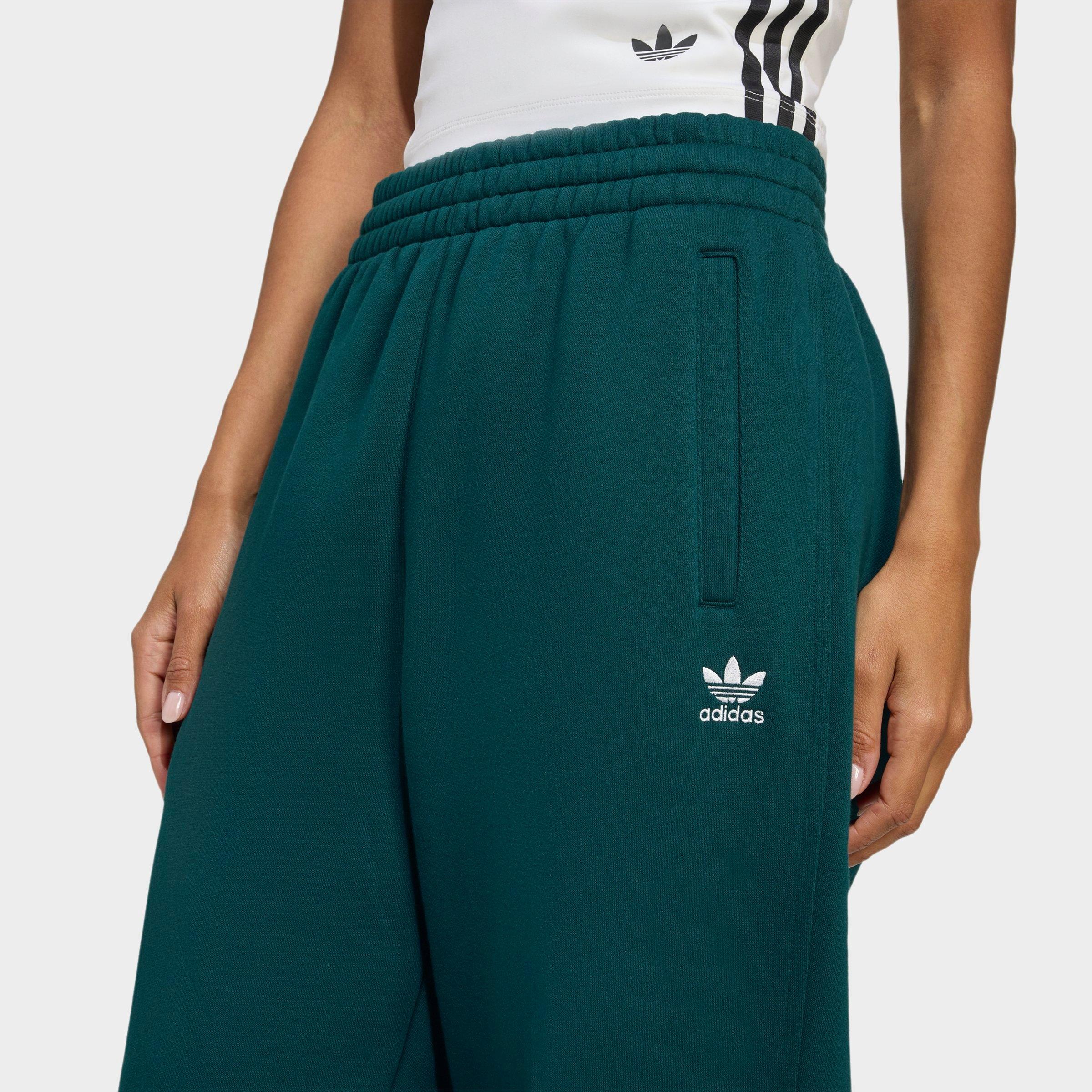 Women's adidas Originals Essentials Fleece Loose Jogger Pants