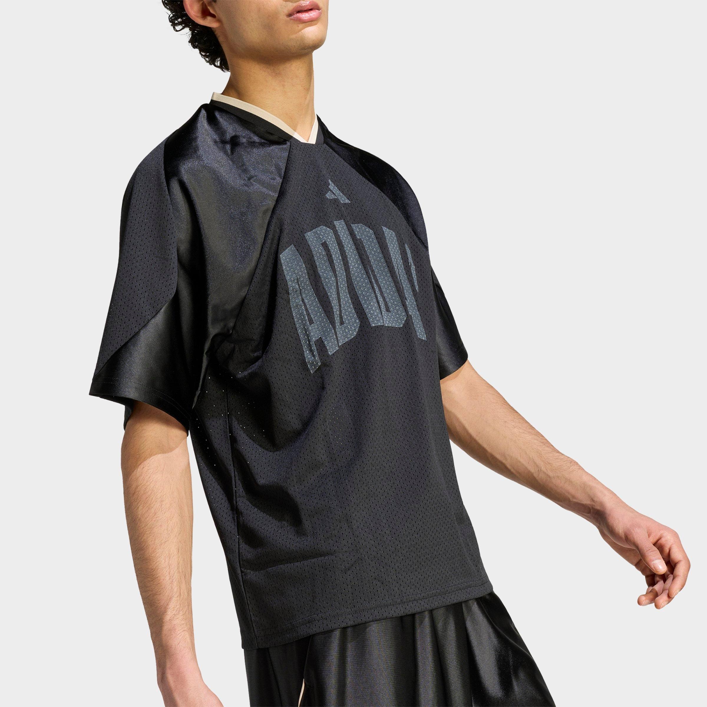 Men's adidas Stadium Graphic Mesh T-Shirt