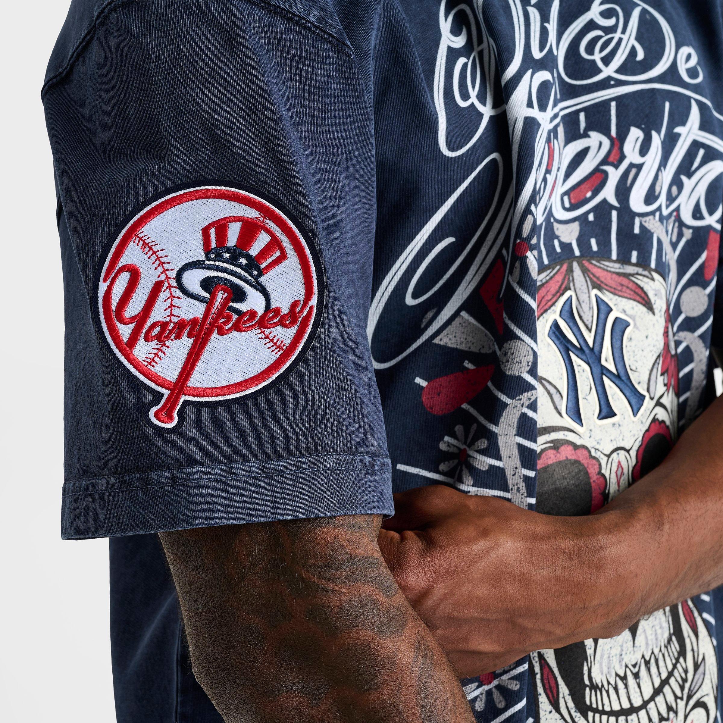 Men's Pro Standard New York Yankees MLB Eternal Skull Graphic T-Shirt