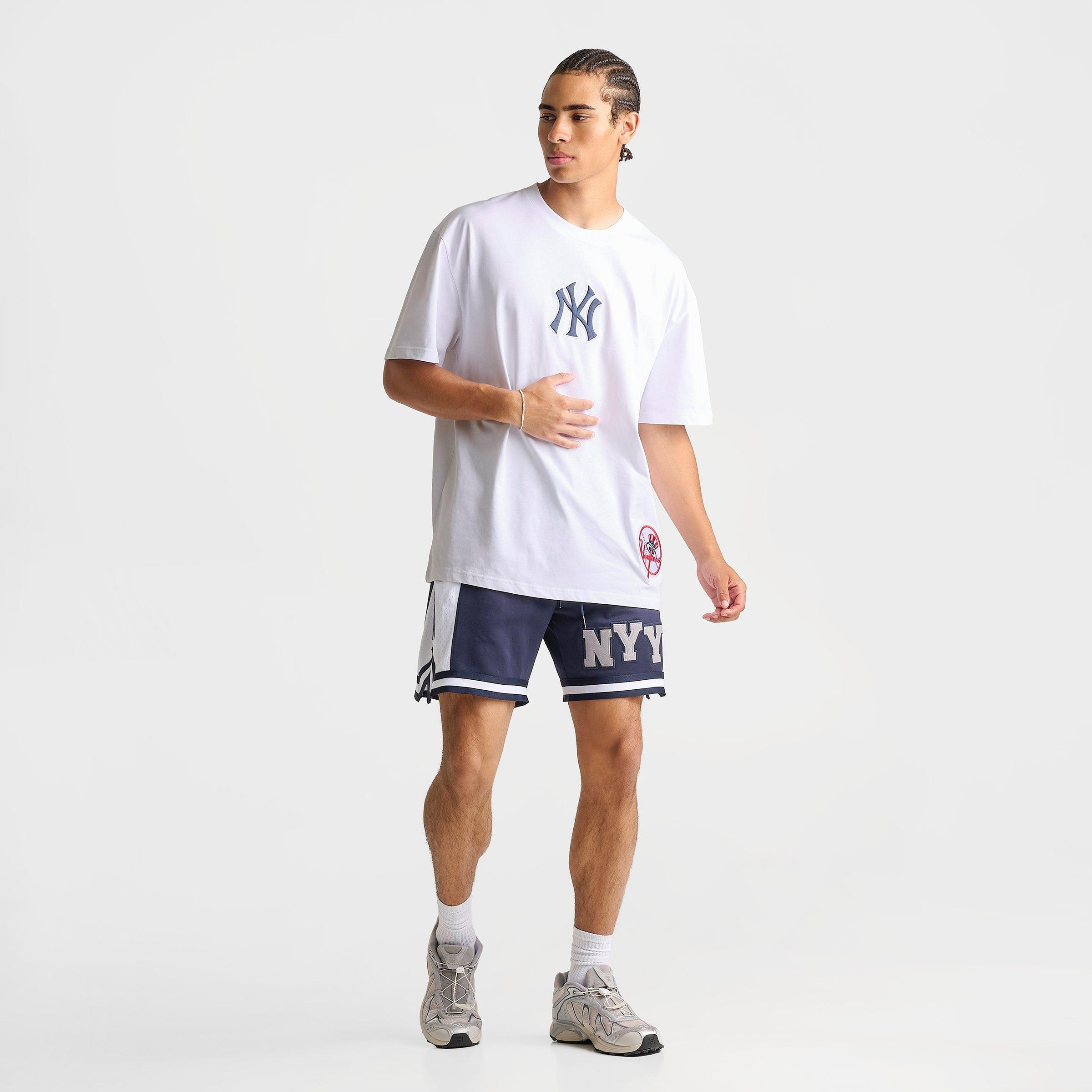 Men's Pro Standard New York Yankees MLB Wingspan T-Shirt