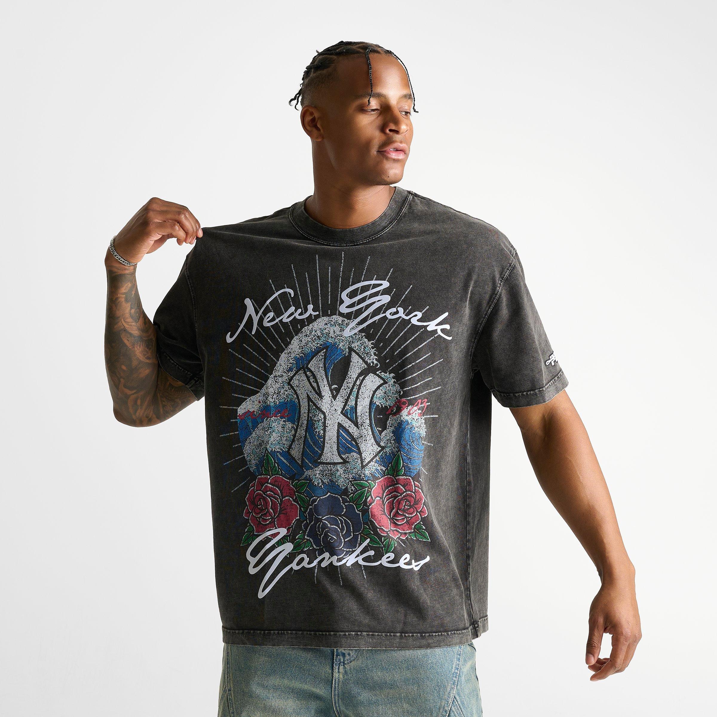 Men's Pro Standard New York Yankees MLB Wave And Roses Graphic T-Shirt
