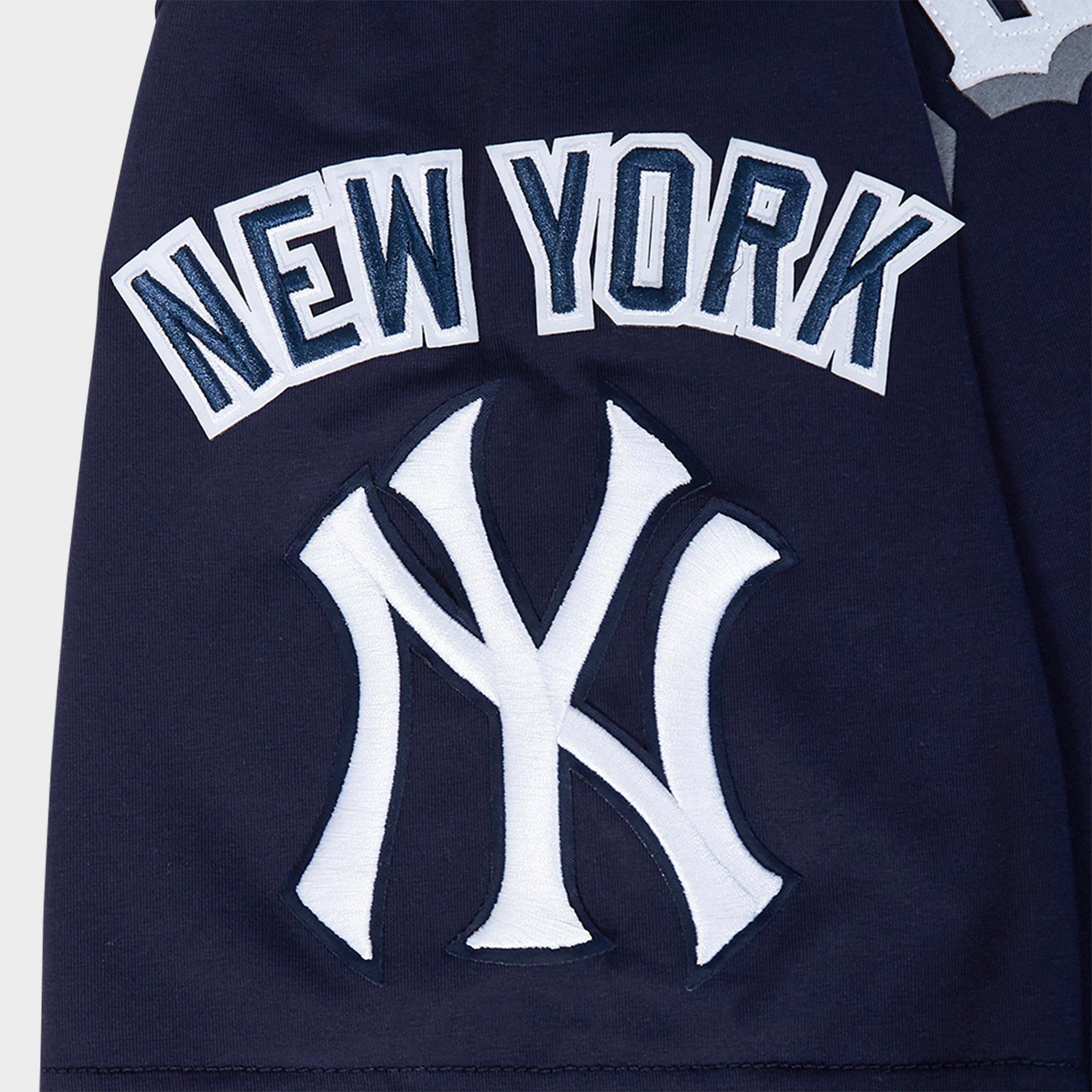 Men's Pro Standard New York Yankees MLB Old English T-Shirt