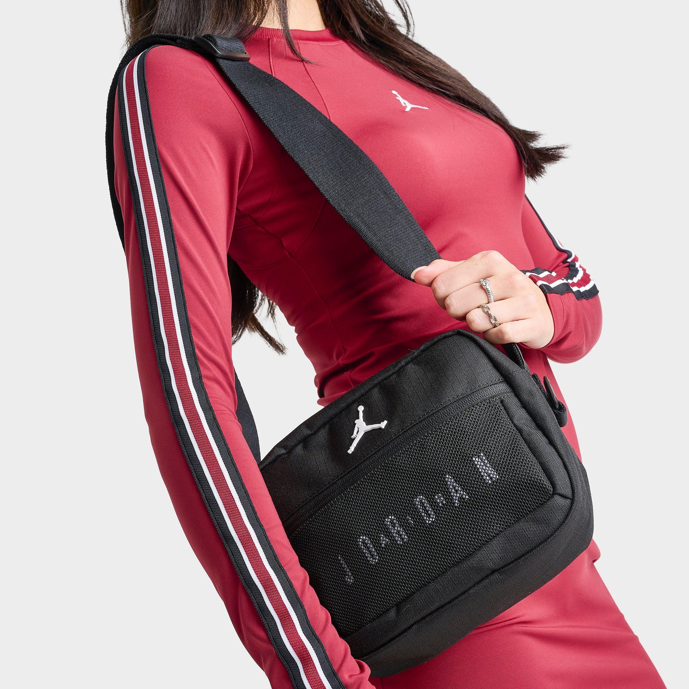 Jordan Blacktop Messenger Bag (3.6L)