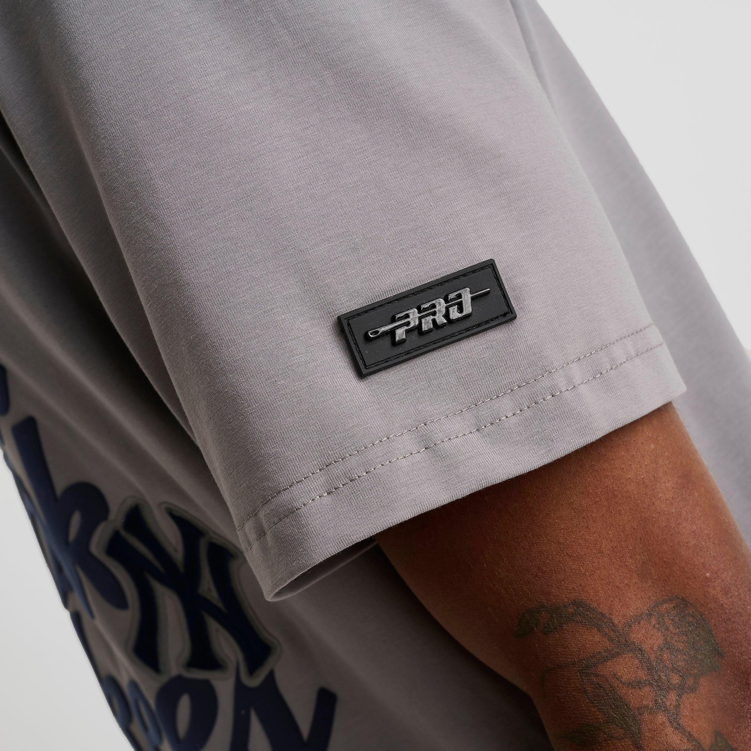 Men's Pro Standard New York Yankees MLB Souvenir T-Shirt