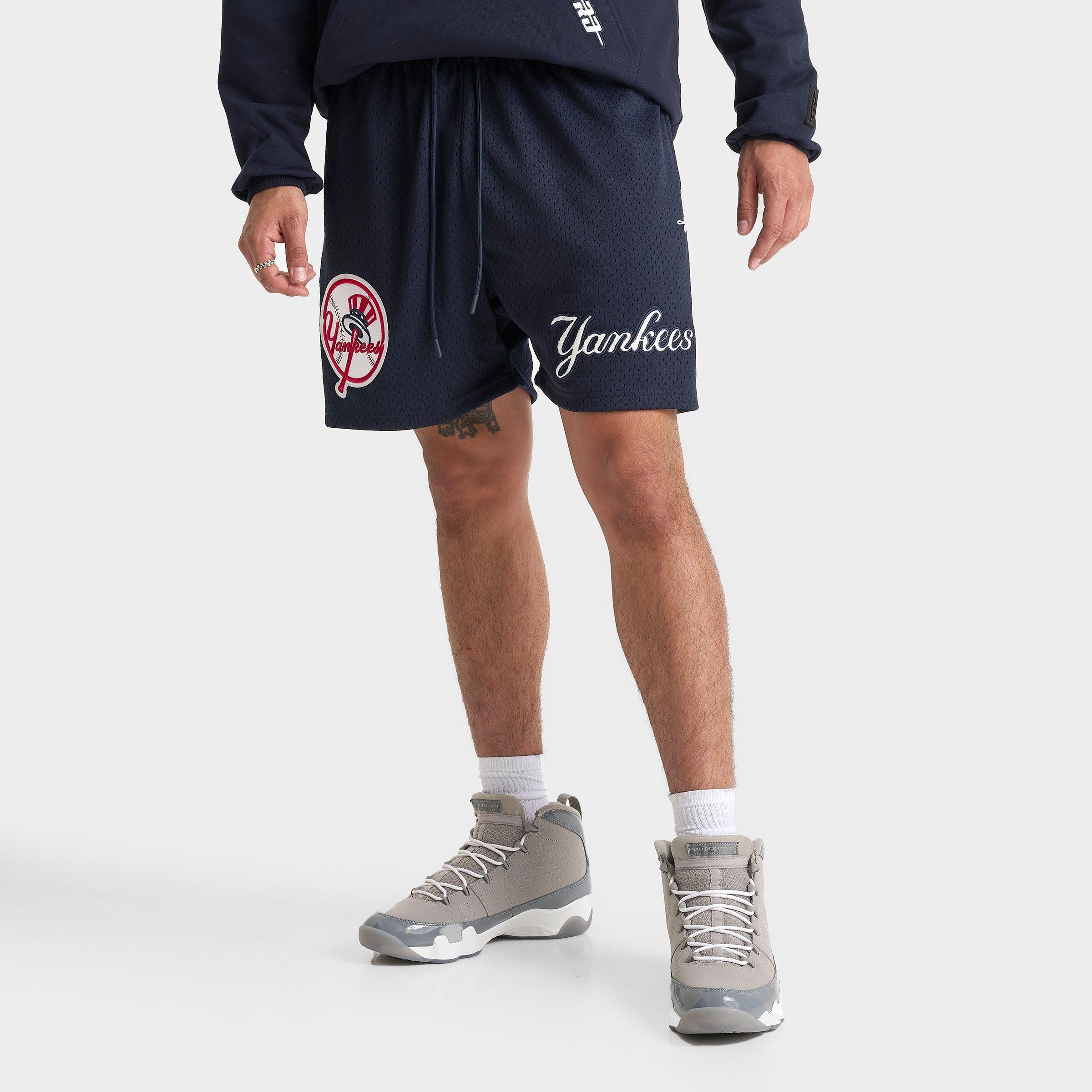 Men's Pro Standard New York Yankees MLB Souvenir Mesh Shorts