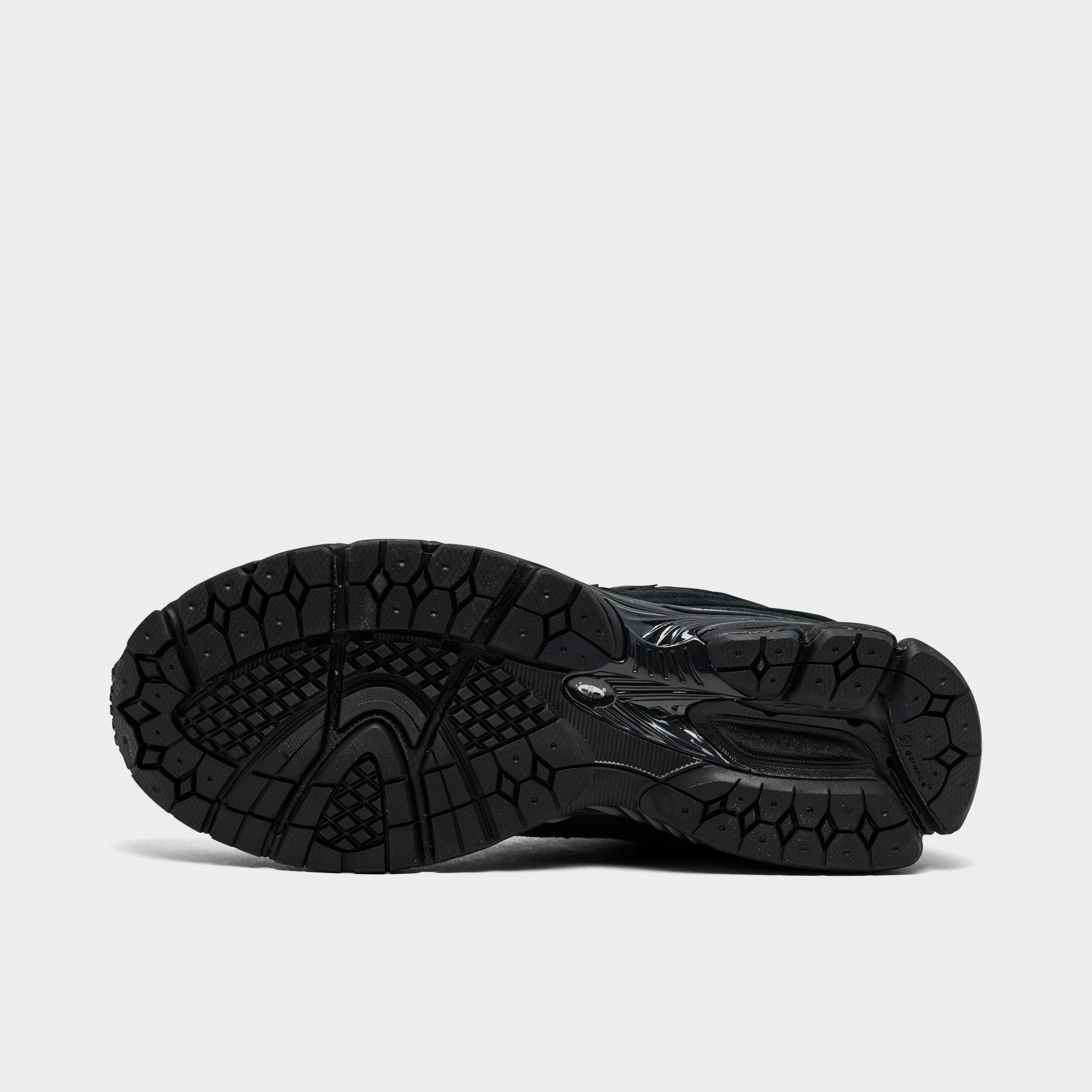 Men's New Balance 2002R Casual Shoes