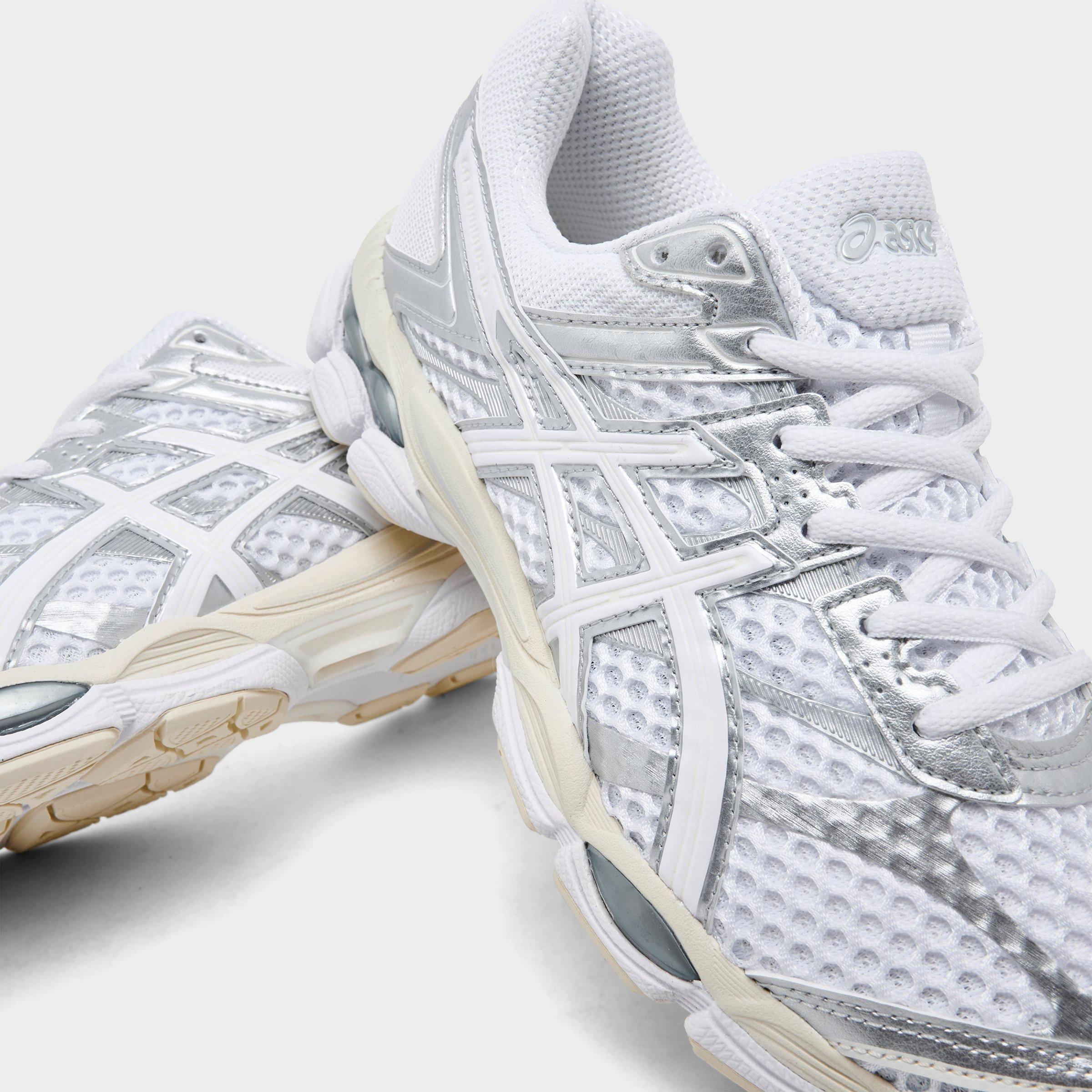Women's ASICS Gel-Cumulus 16 Casual Shoes