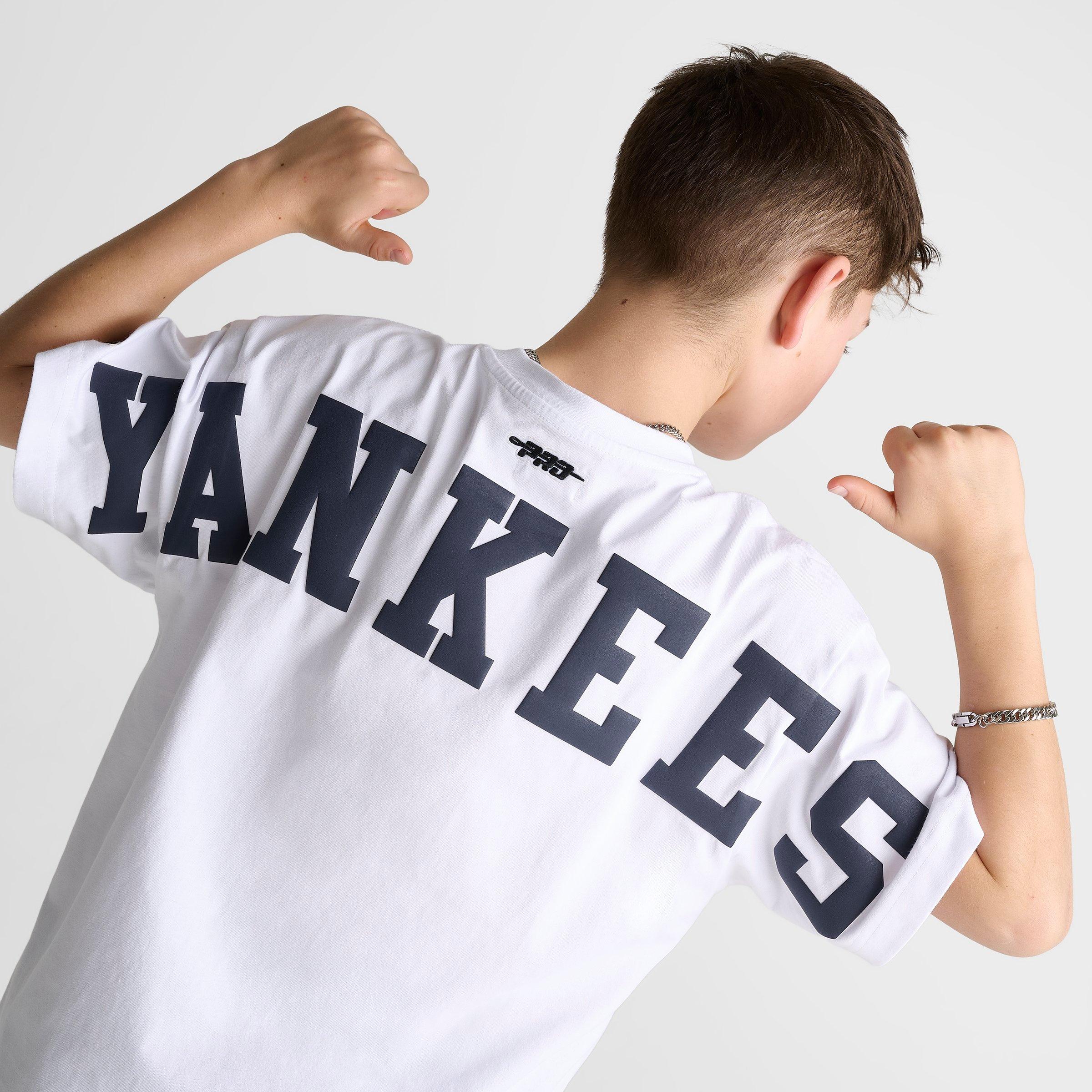 Big Kids' Pro Standard New York Yankees MLB Wingspan T-Shirt
