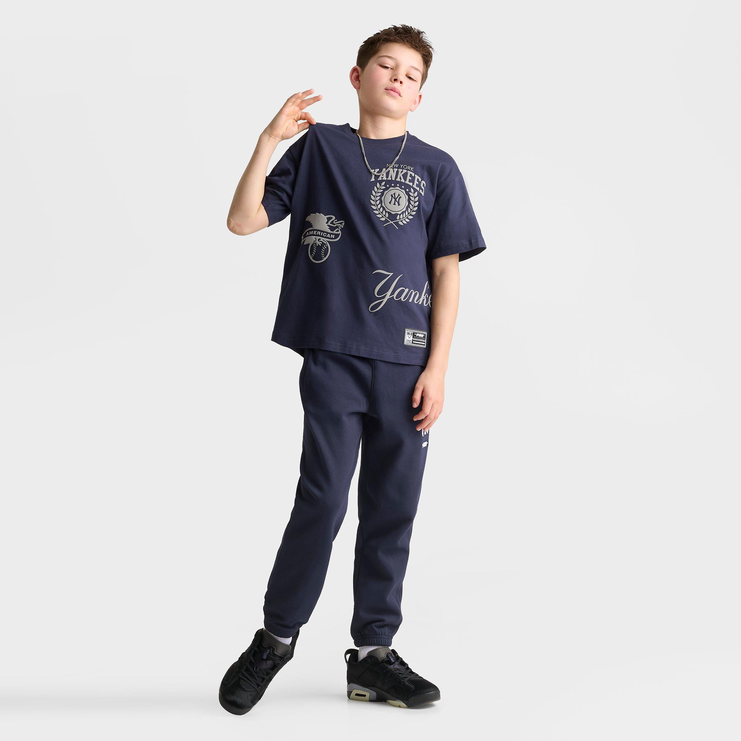 Big Kids' Pro Standard New York Yankees MLB Multi Logo T-Shirt