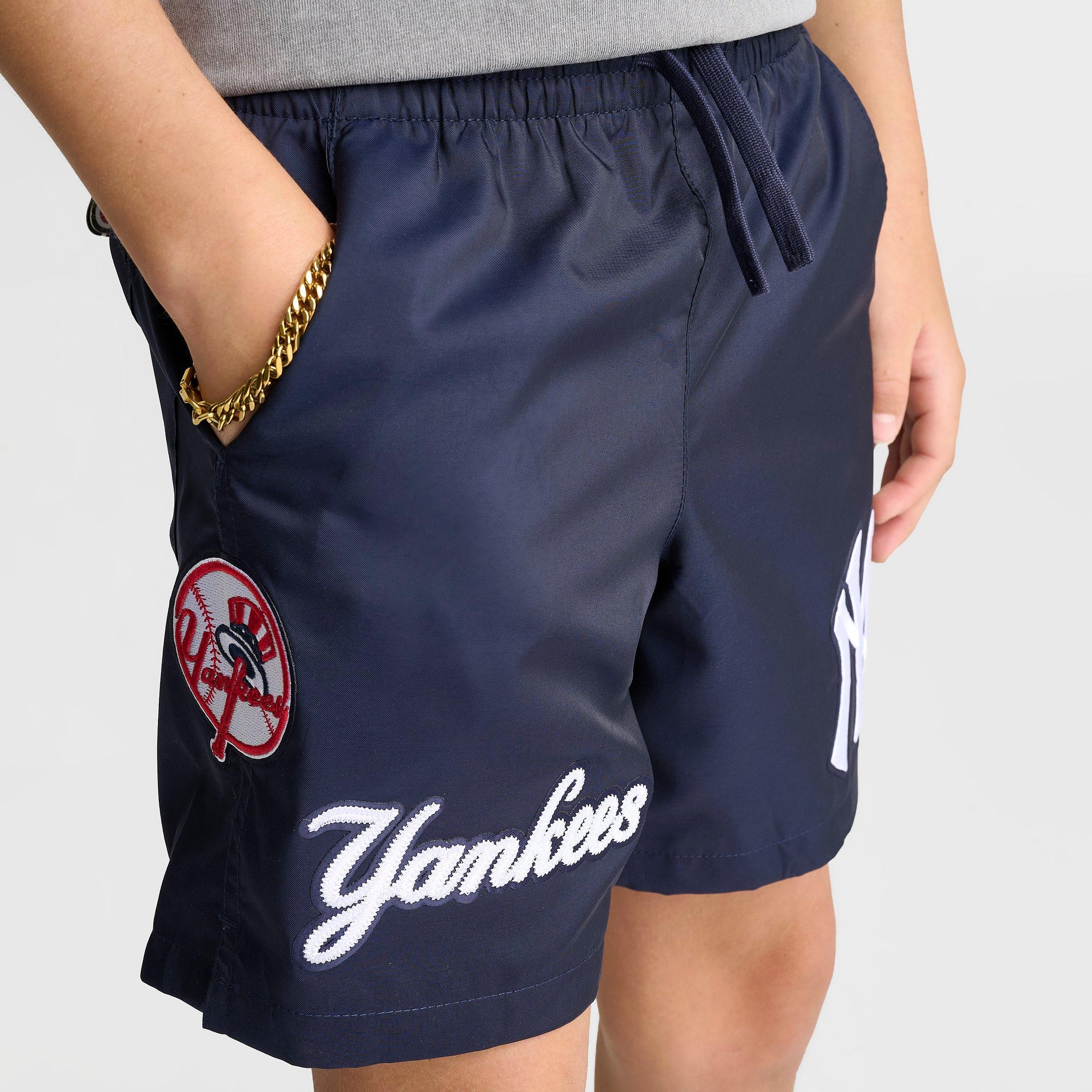 Big Kids' Pro Standard New York Yankees MLB Woven Shorts