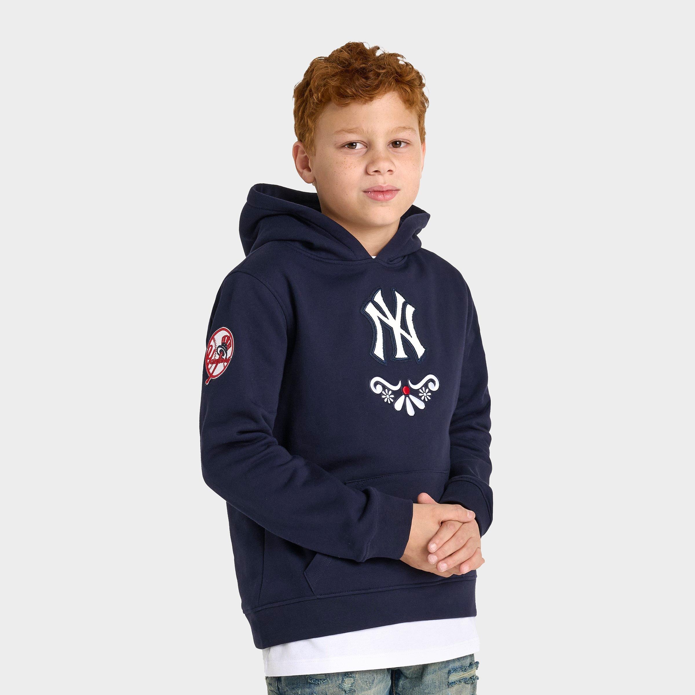 Big Kids' Pro Standard New York Yankees MLB Sugar Skull Pullover