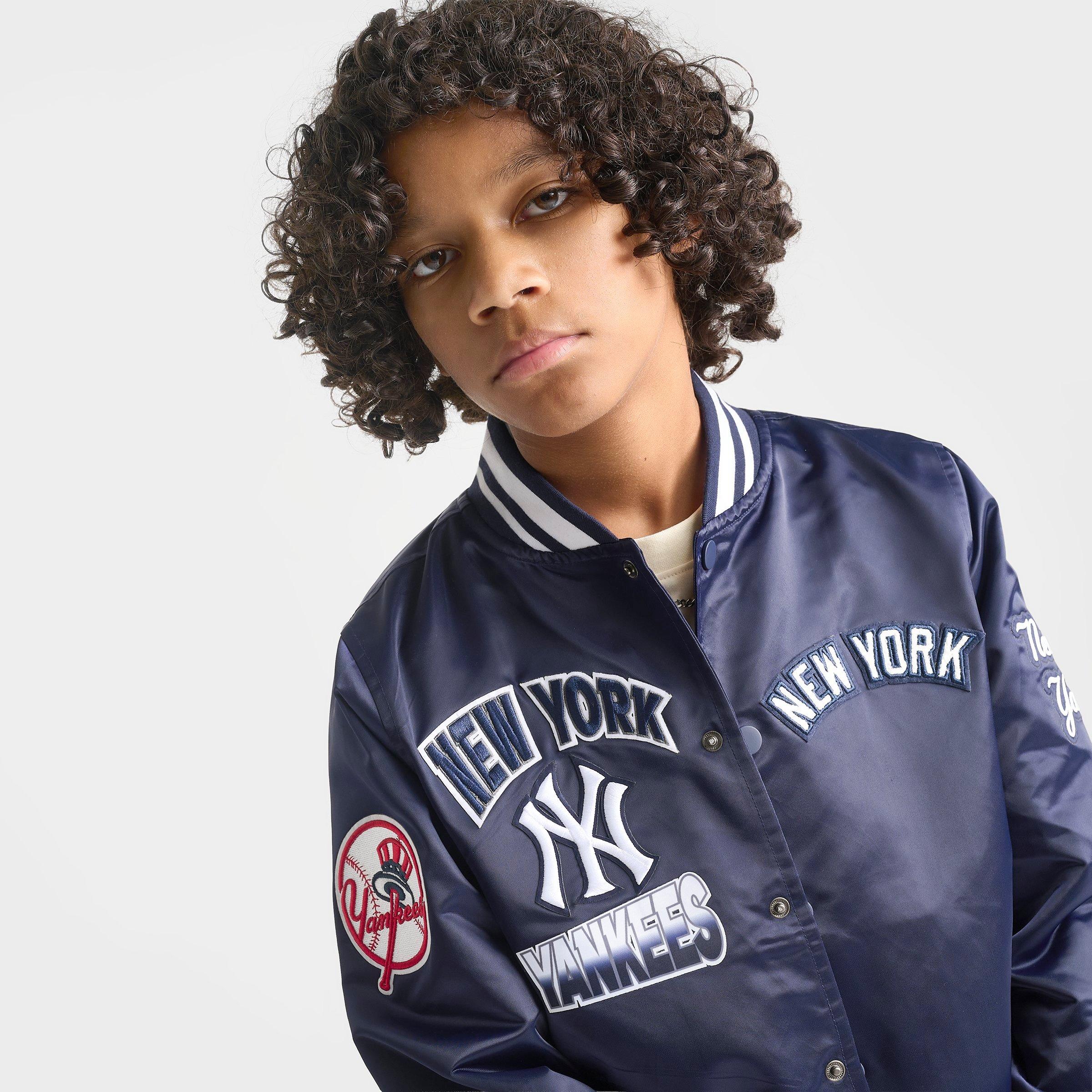 Big Kids' Pro Standard New York Yankees MLB Turn It Up Satin Bomber Jacket