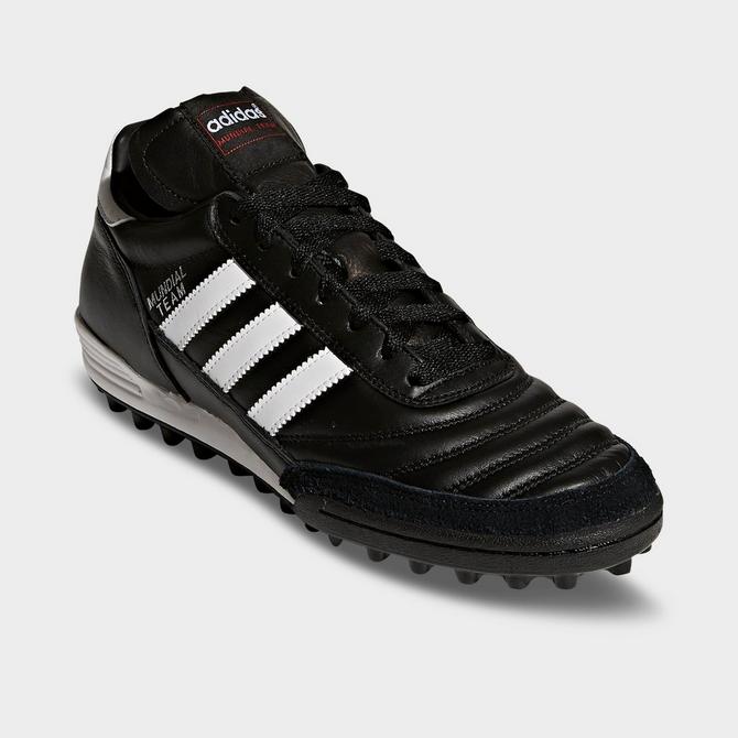 Jd sports cheap indoor soccer shoes